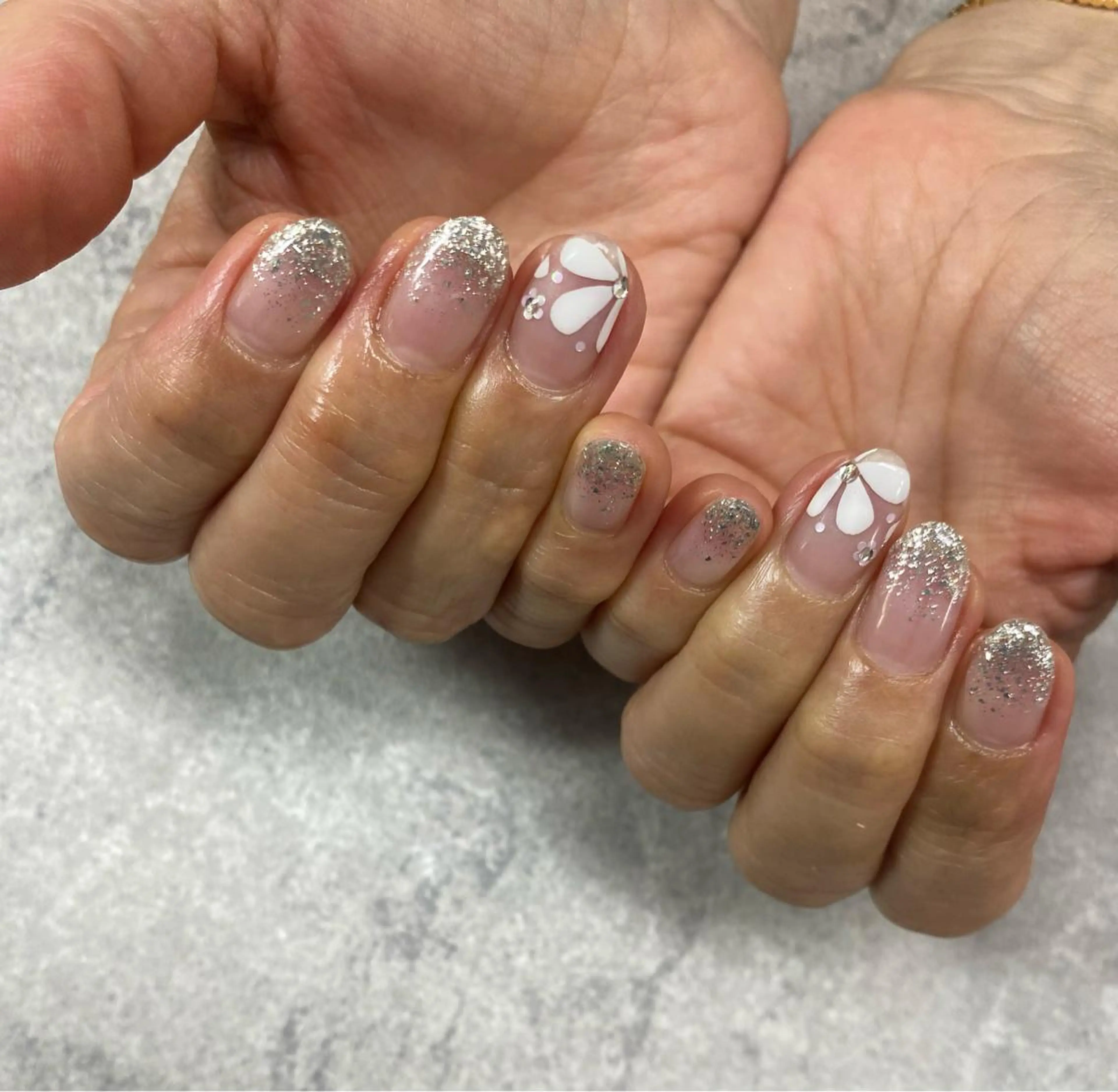 ネイル フットネイル フレンチネイル ジェルネイル ガラスフレンチ グラデーション ハンドネイル okada kannaのネイルデザイン