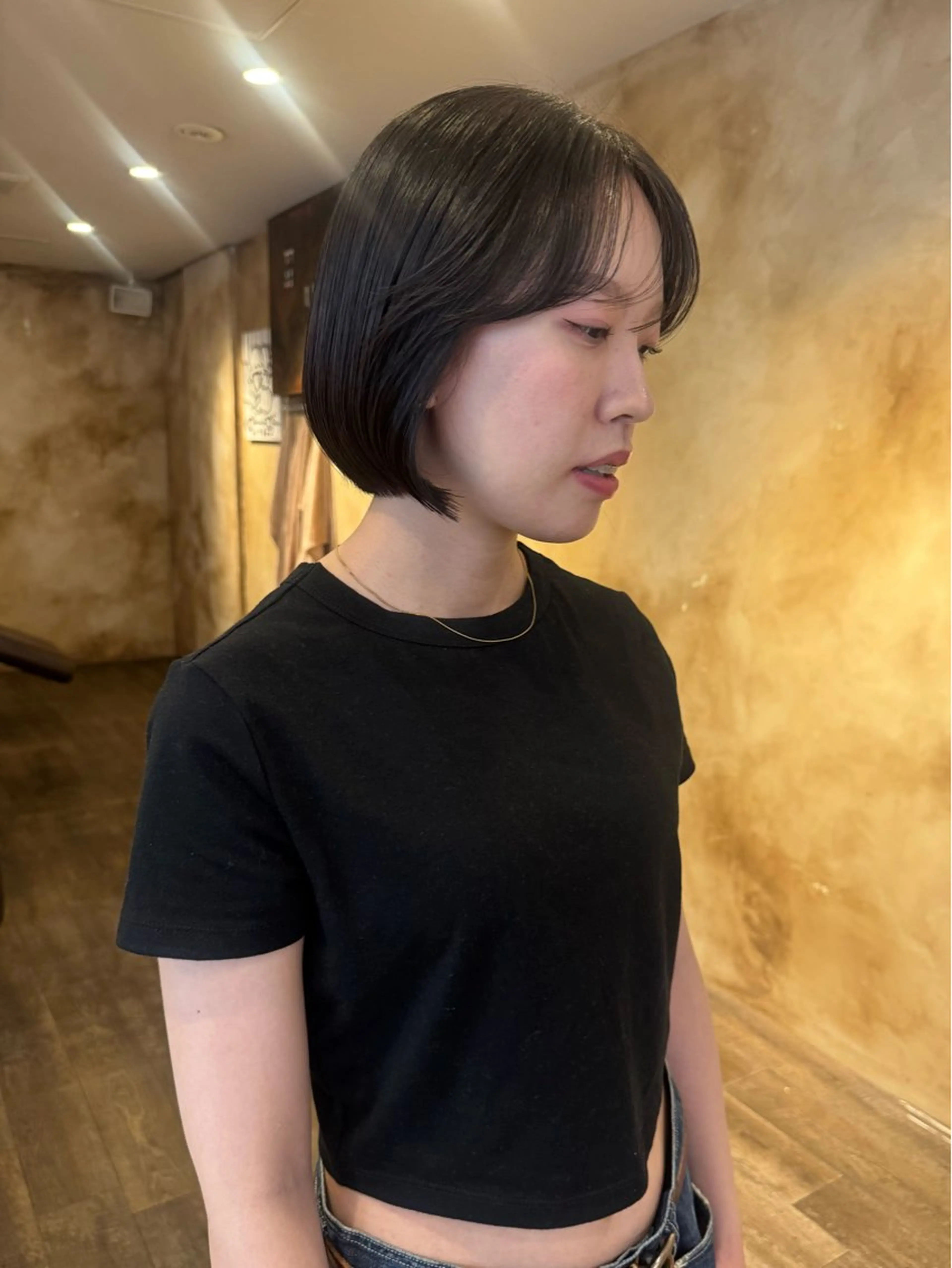 ショート ボブ lot Karen / 心斎橋のヘアスタイル