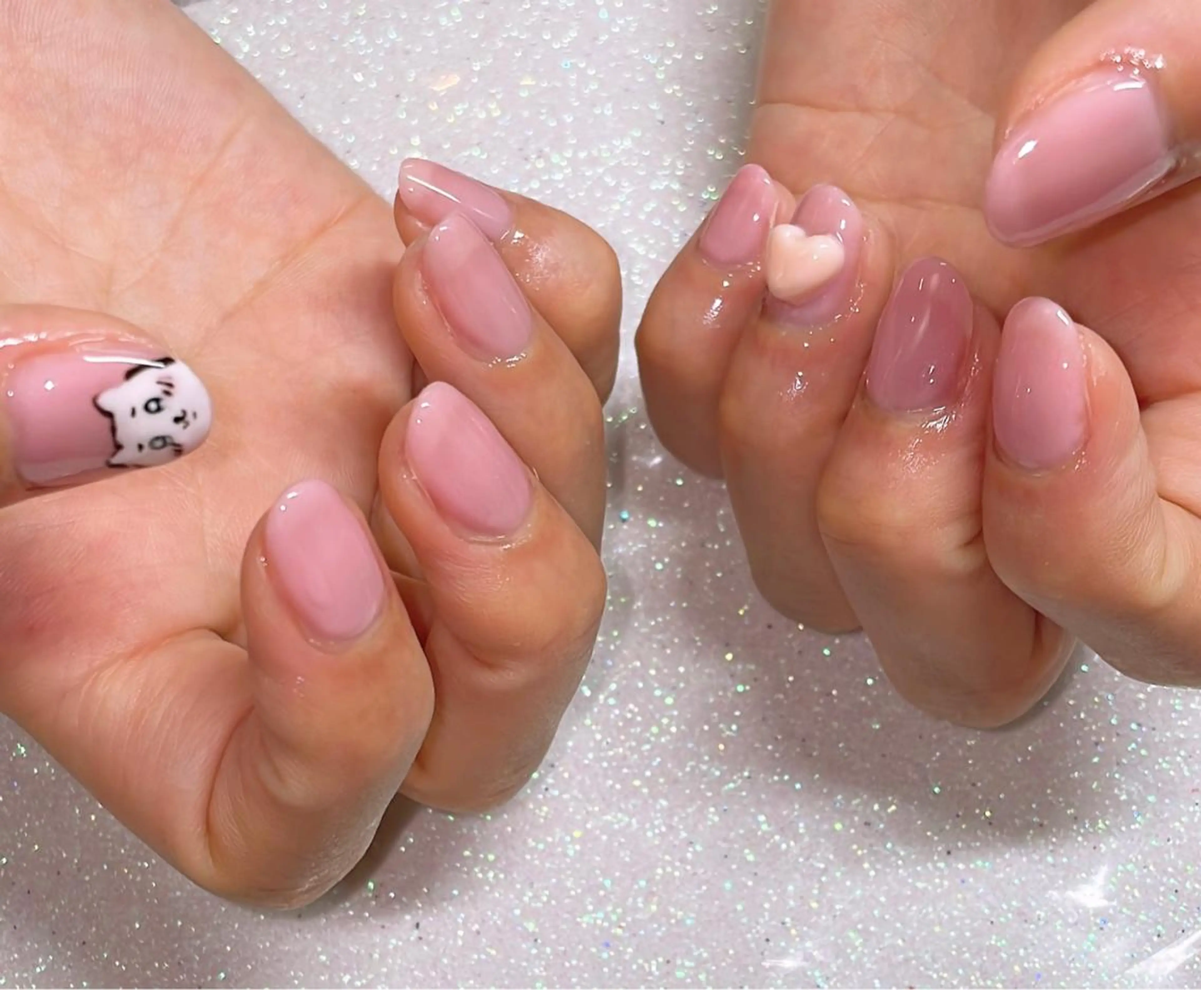 ネイル ハンドネイル VIERU 🌈🎀💖のネイルデザイン