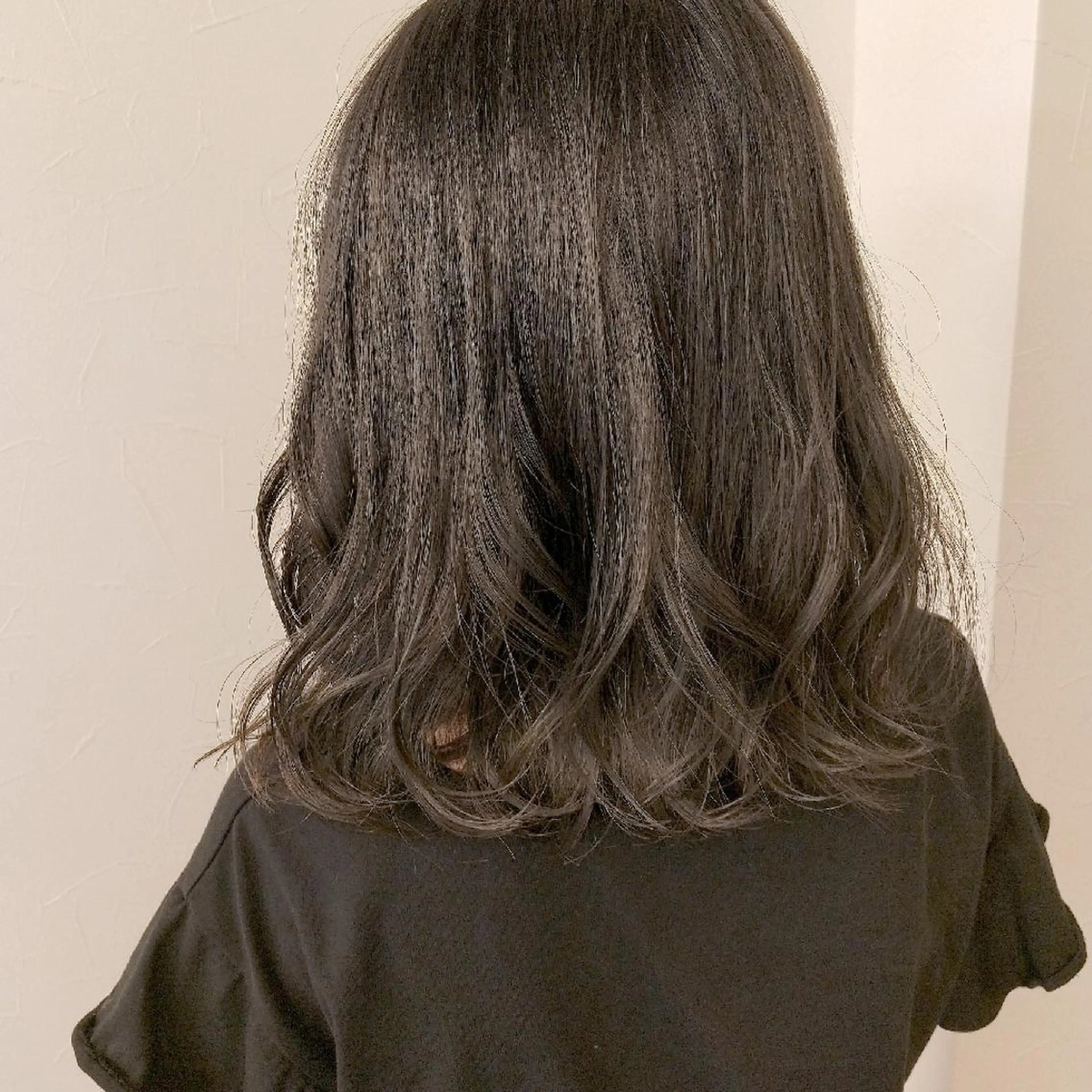 ミディアム カラー バレイヤージュ ブリーチ ダブルカラー グラデーションカラー ハイライトカラー デザインカラー髪質 改善Lilithのその他イメージ