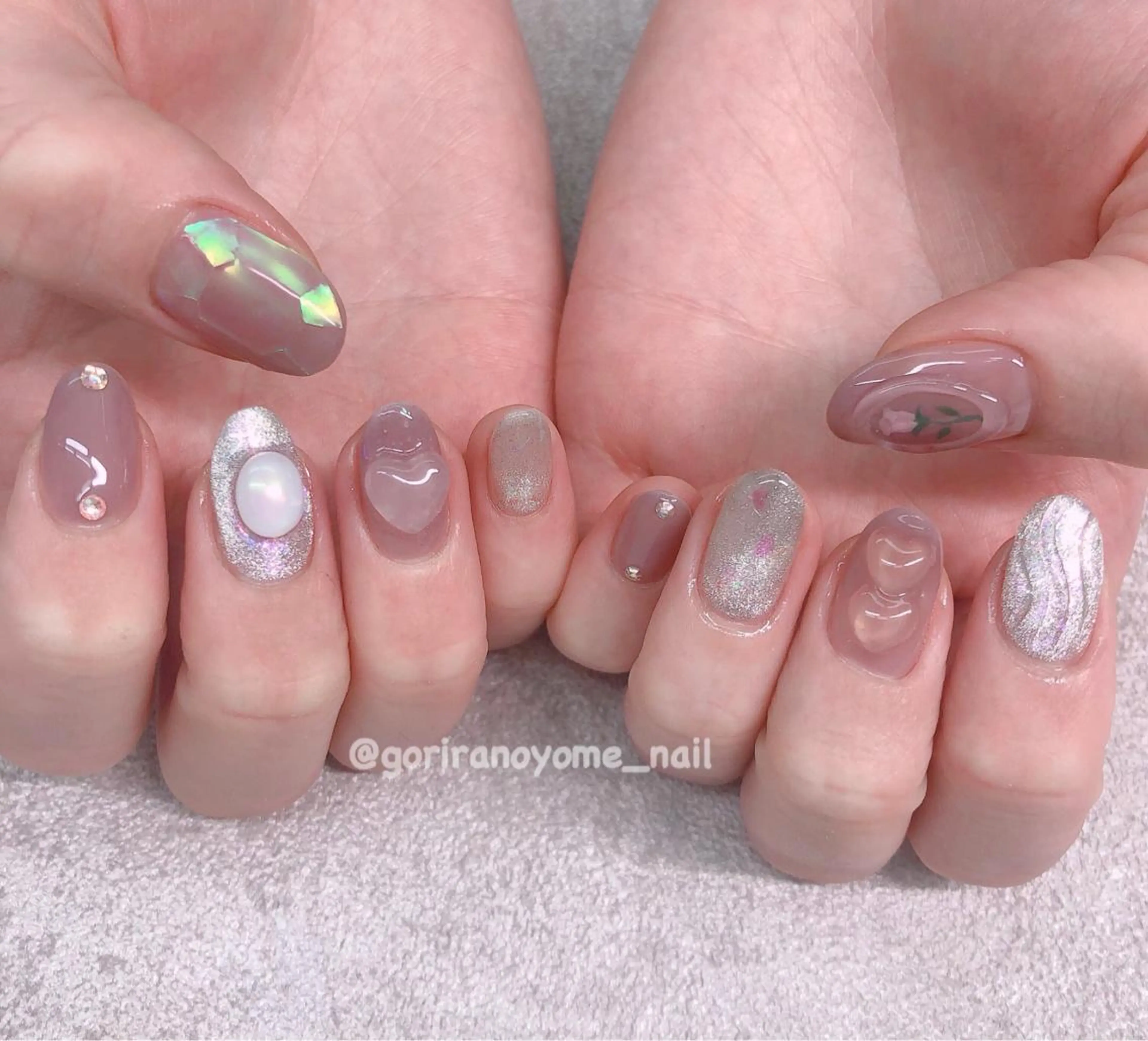 ネイル ハンドネイル フットネイル ナナイチゼロ I.Naoのネイルデザイン