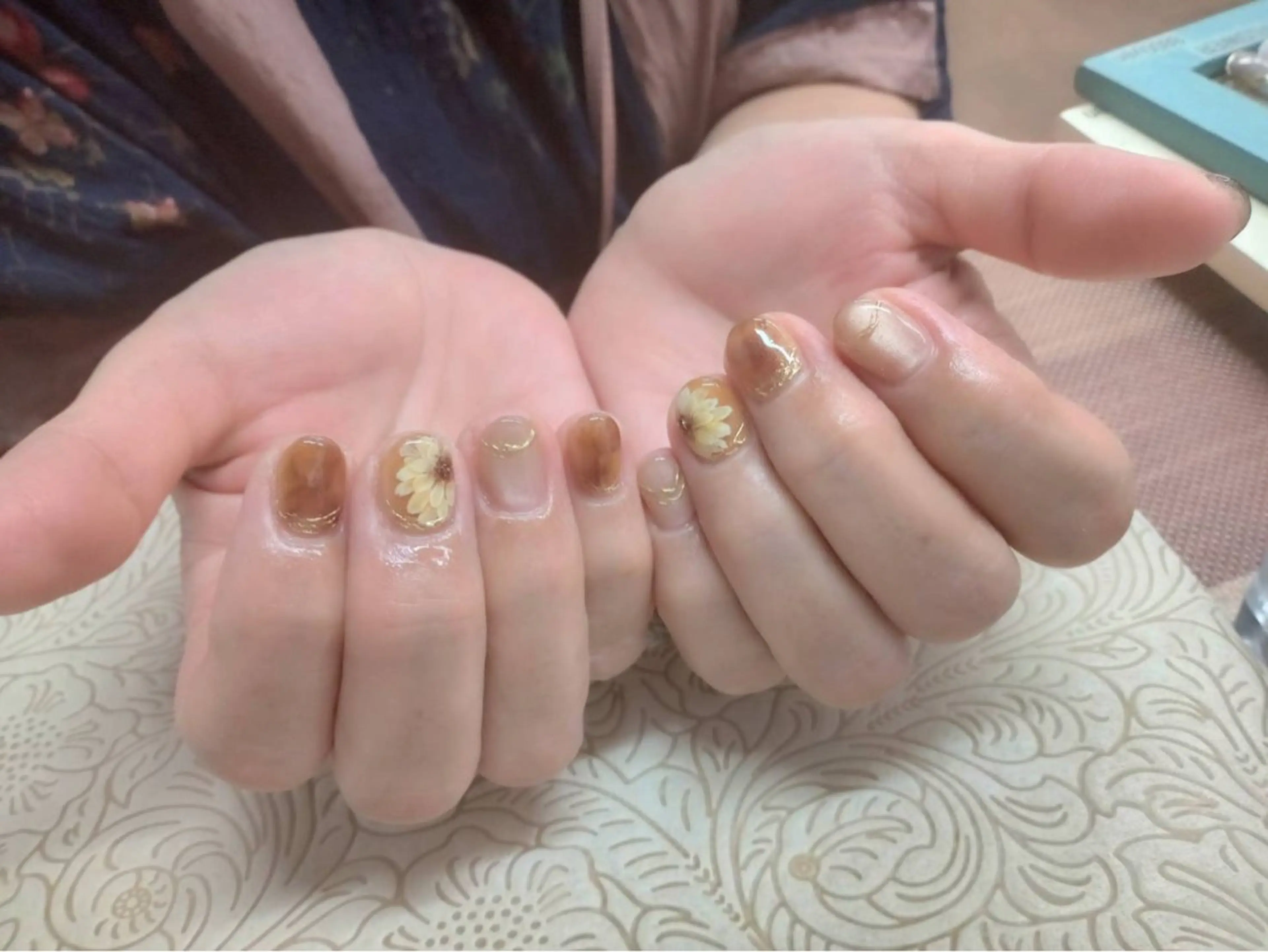 ネイル フラワーネイル precious nail room所属・precious nail  roomのネイルデザイン