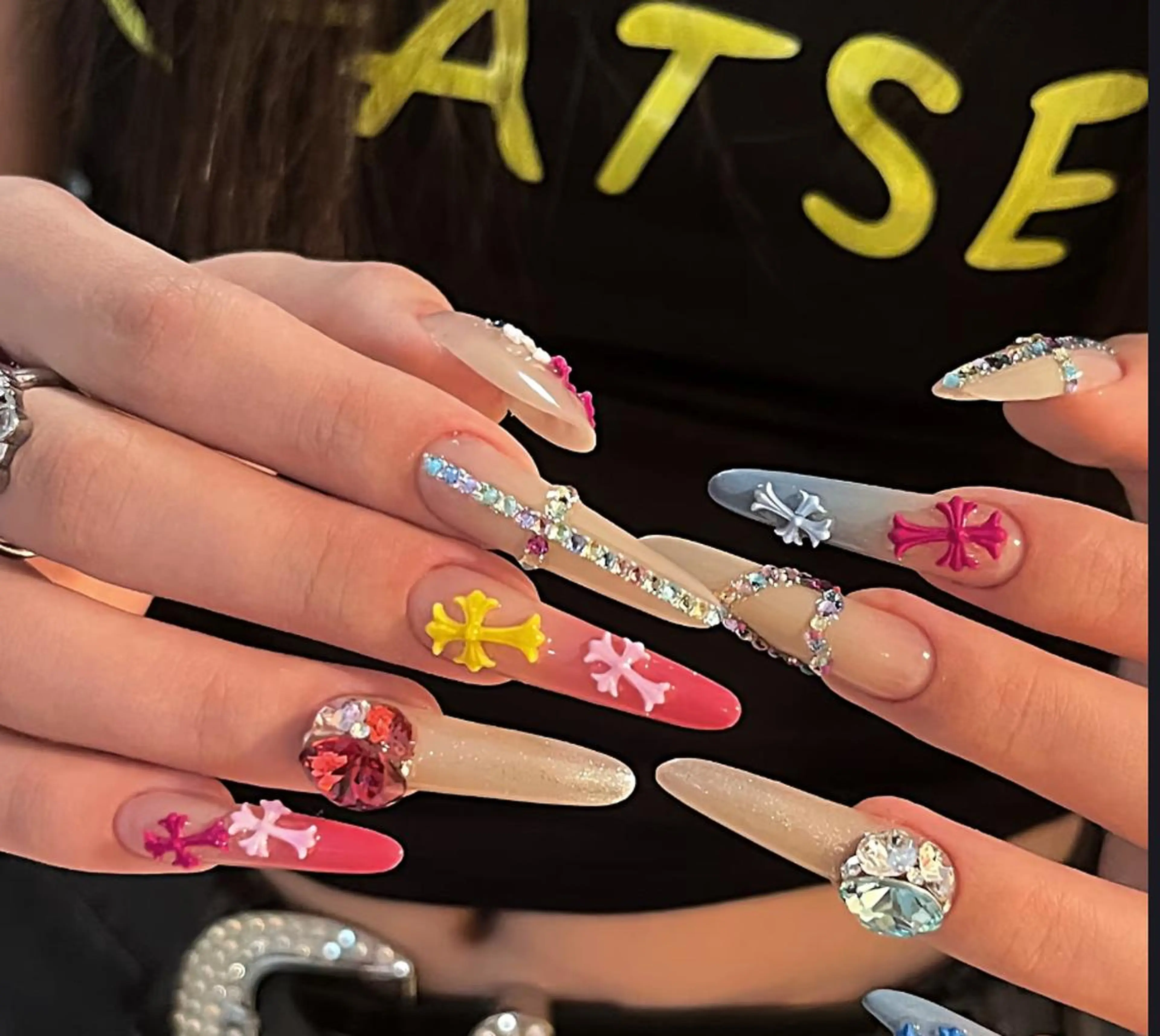 ネイル ハンドネイル ハンドケア 🍑 momo_nailのネイルデザイン