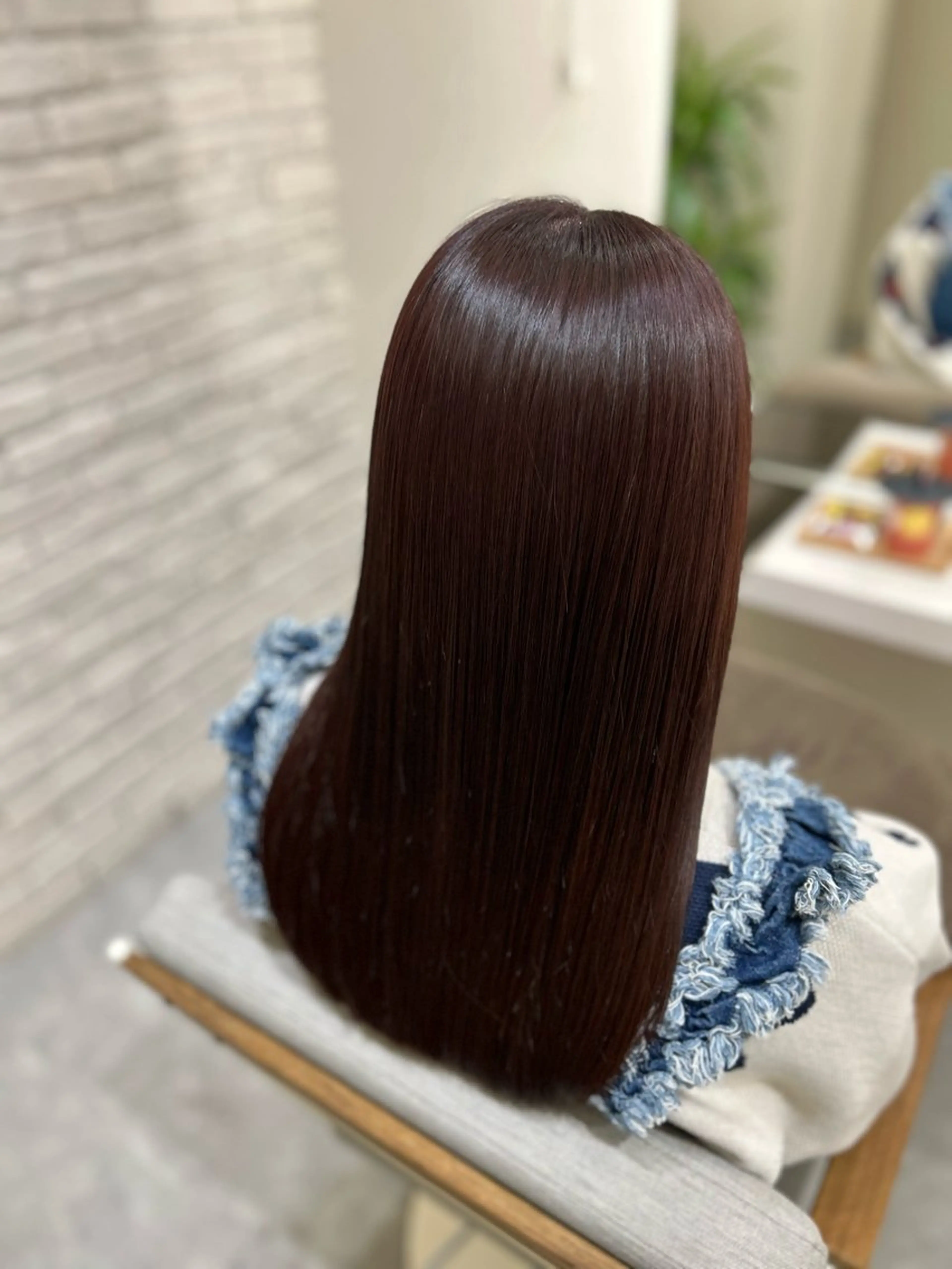 セミロング カラー ヘアアレンジ レッドカラー カット ヘアカラー トリートメント 髪質改善&艶感カラー 🪄岡井美結のヘアスタイル