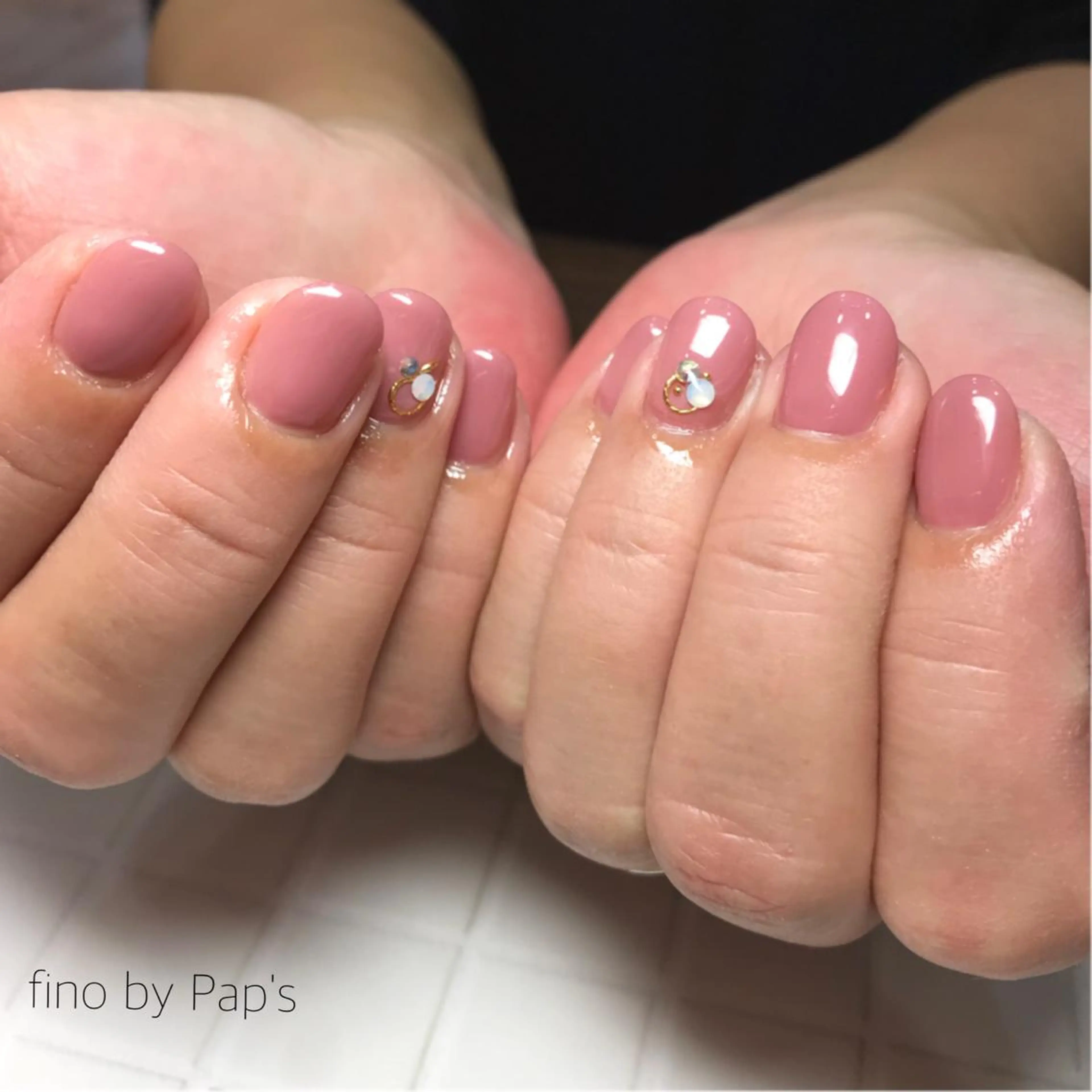 ネイル fino by Pap's所属・西畠 真由美のネイルデザイン