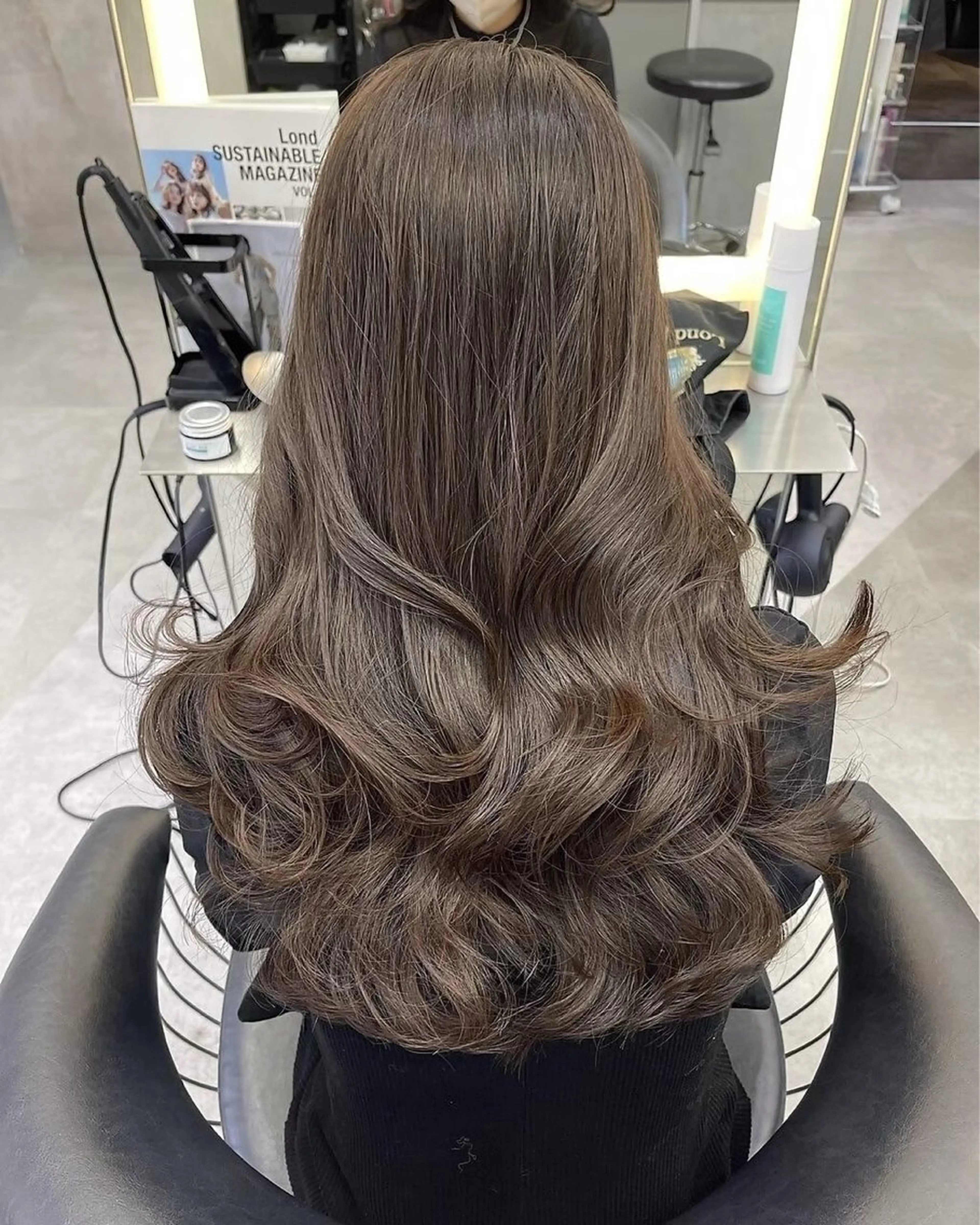 ロング 【lond】🩶 Marinのヘアスタイル