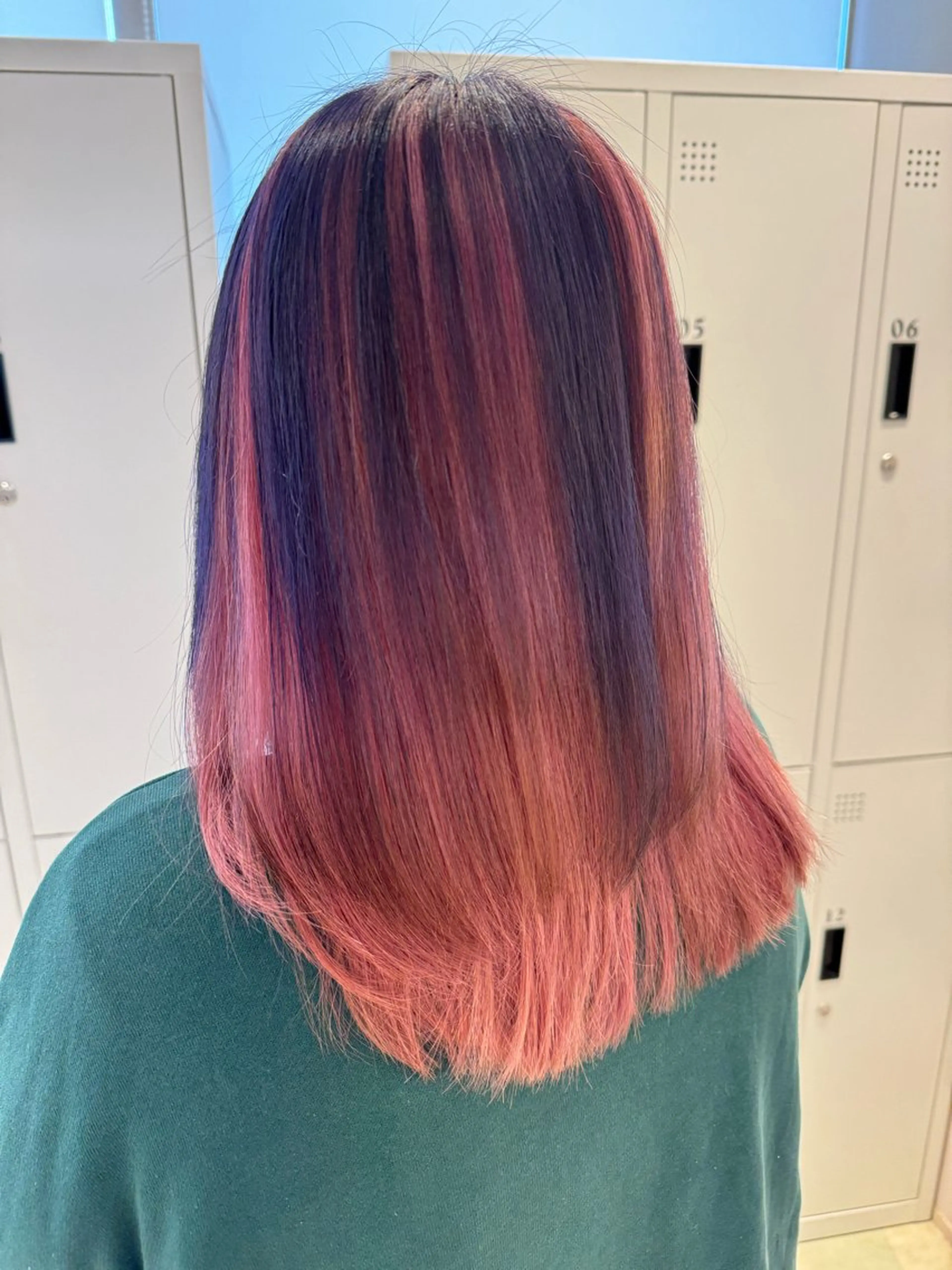 ミディアム カラー デザインカラー カット ヘアカラー トリートメント 透明感カラー✨艶髪 制作🌱山根あゆみのヘアスタイル