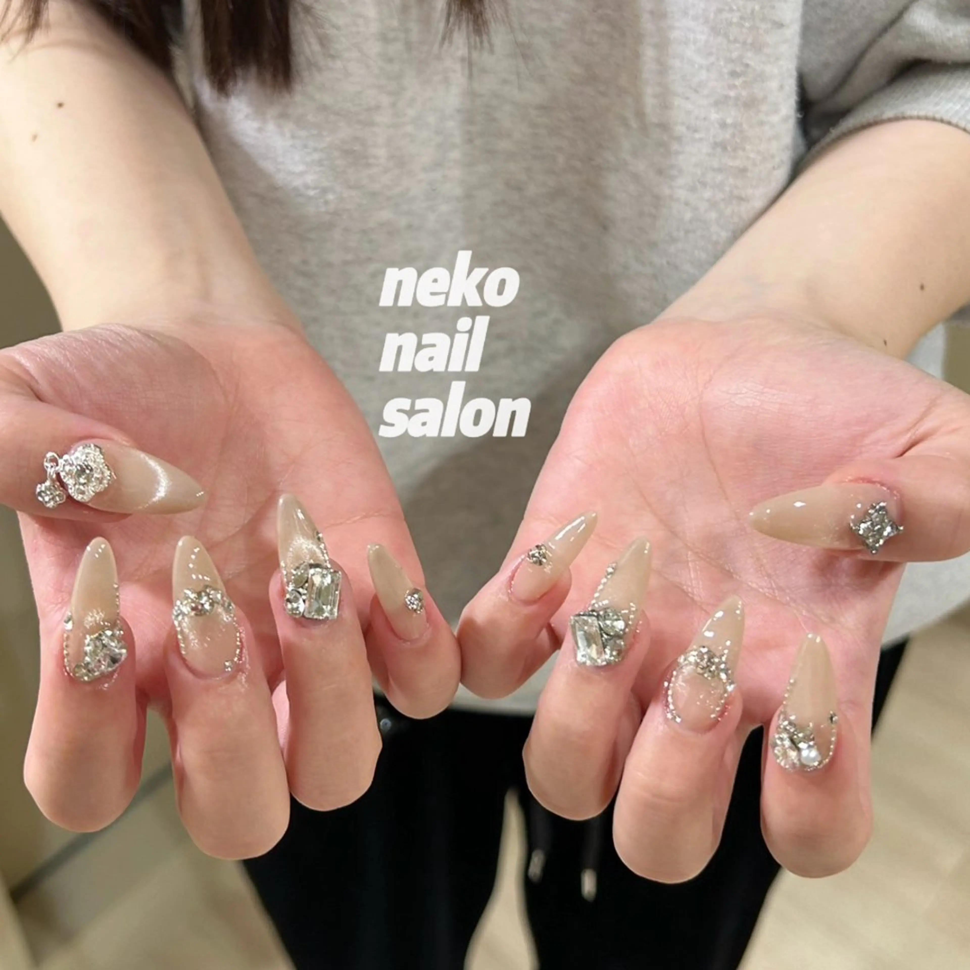 ネイル マグネットネイル 持ち込み ハンドネイル neko nail所属・neko nailのネイルデザイン