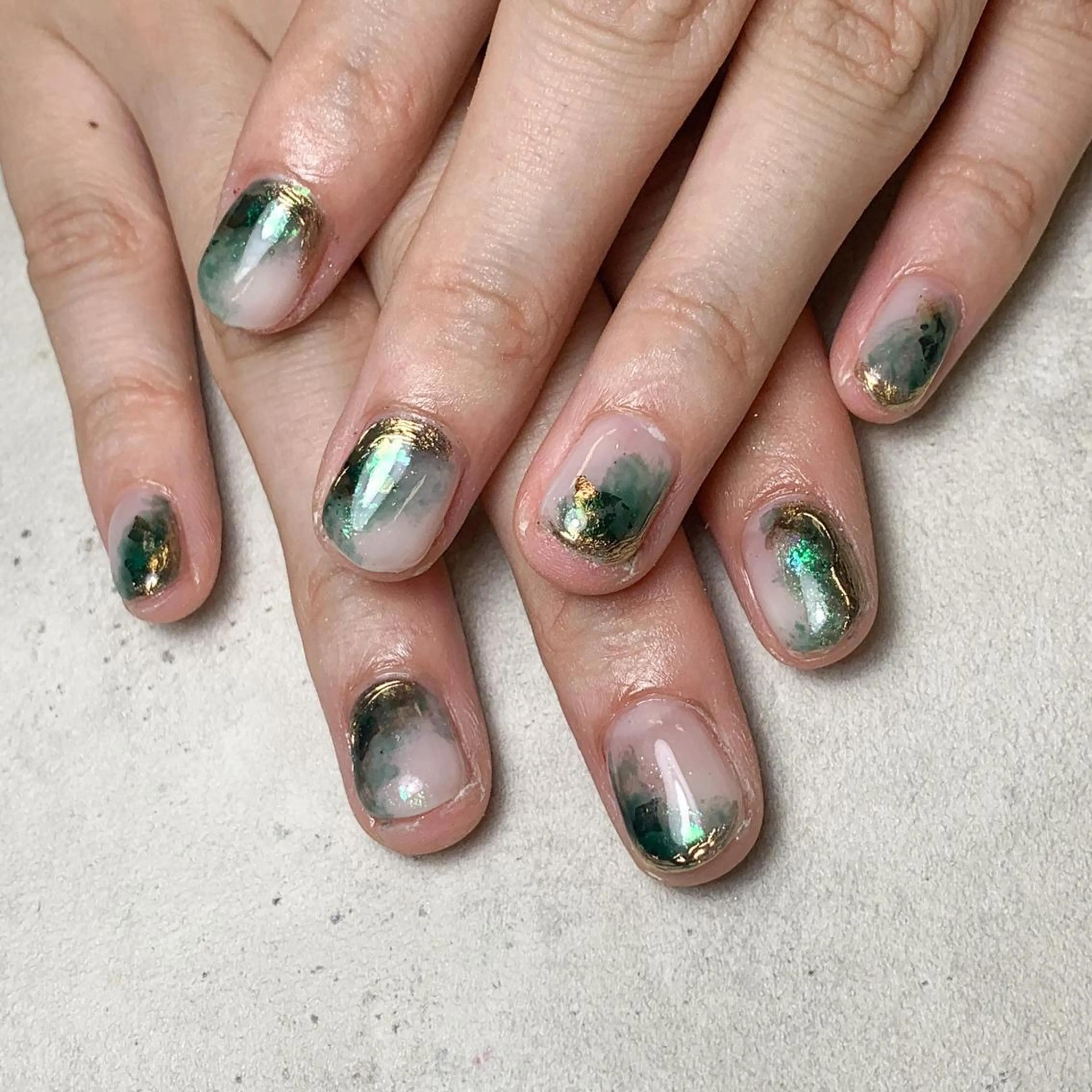 ネイル atelier　FIORITURA所属・FIORITURA aiのネイルデザイン