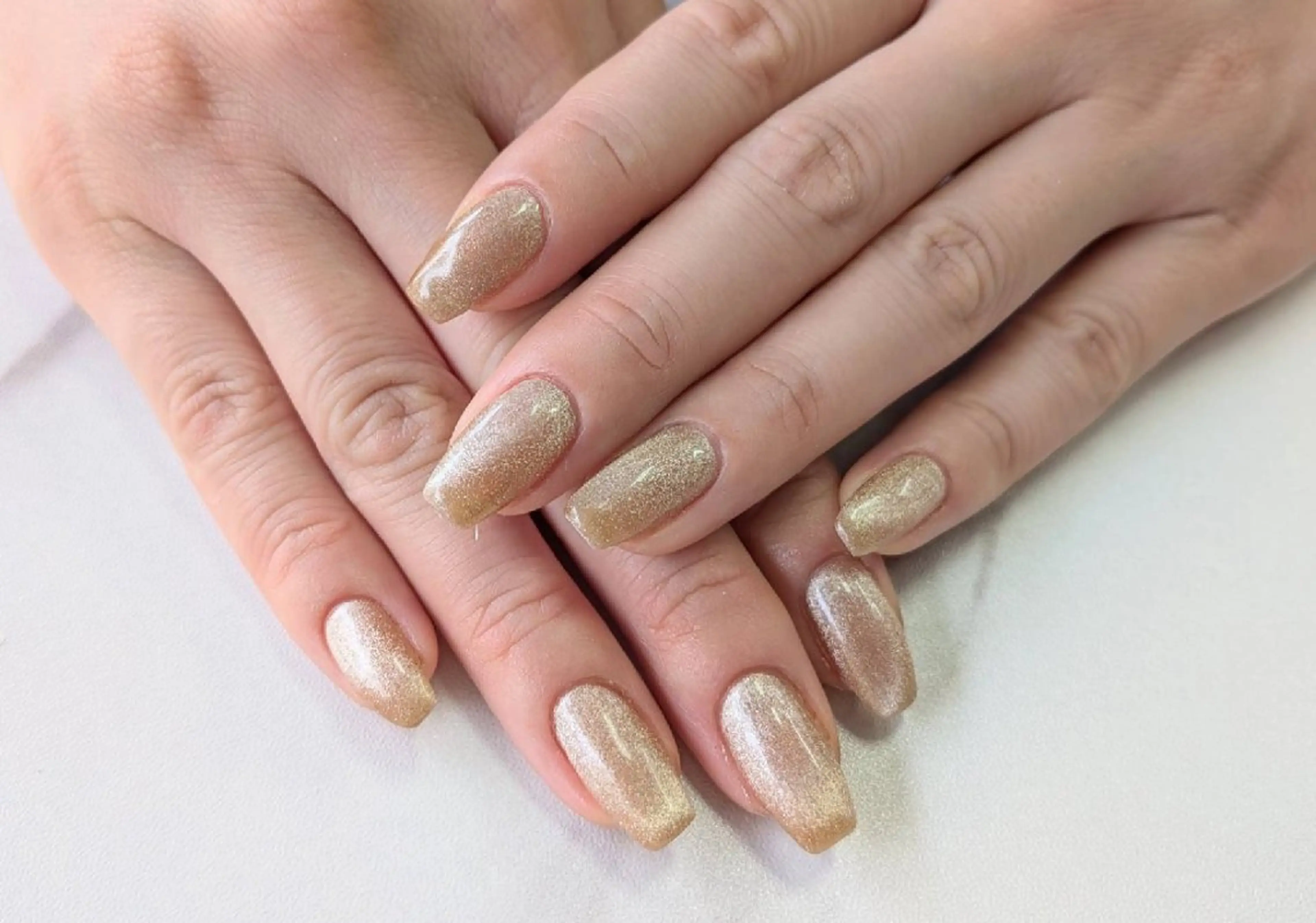 ネイル マグネットネイル ハンドネイル バニーラッシュ Nail. HANAのネイルデザイン