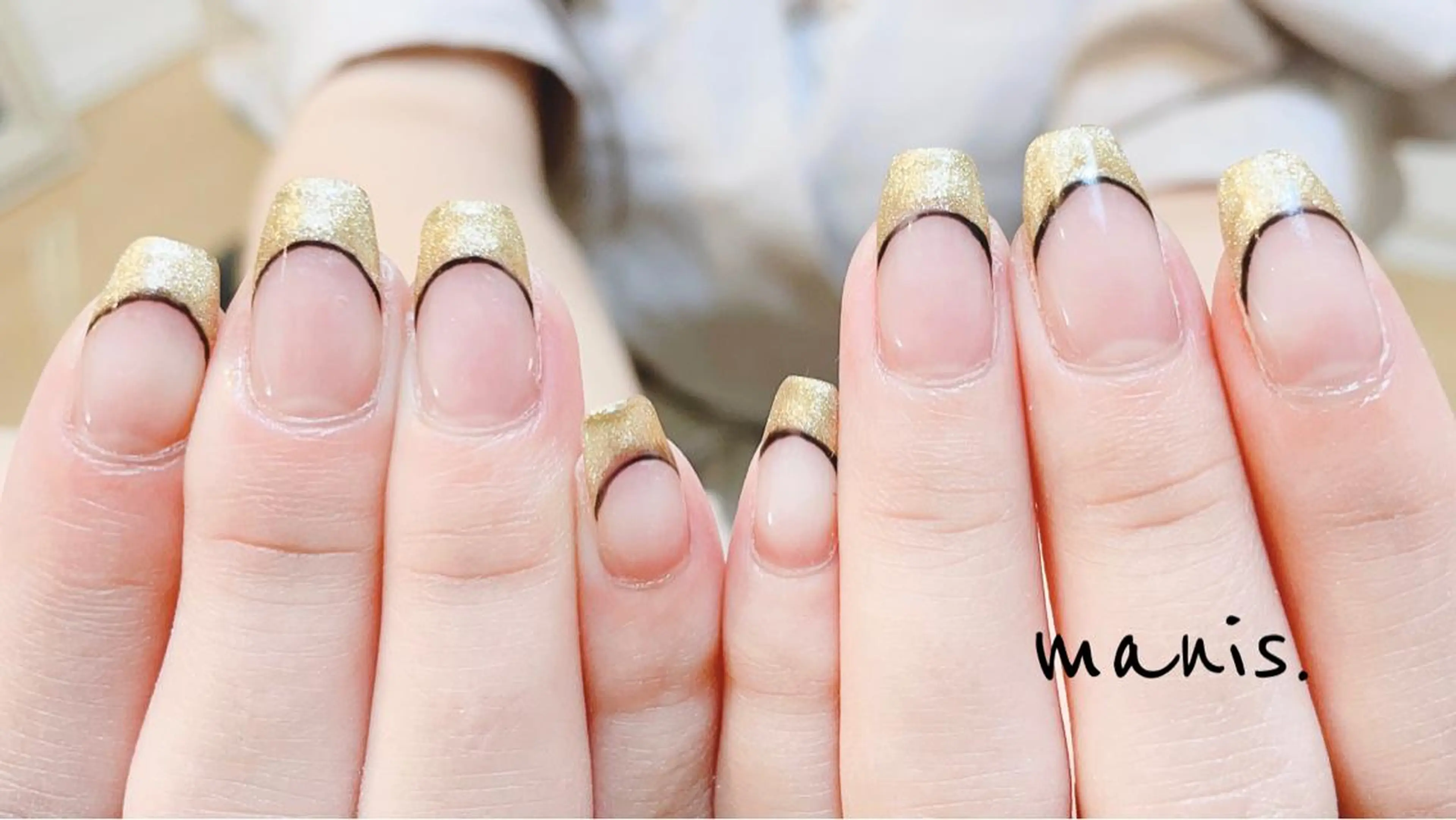 ネイル manis .のネイルデザイン