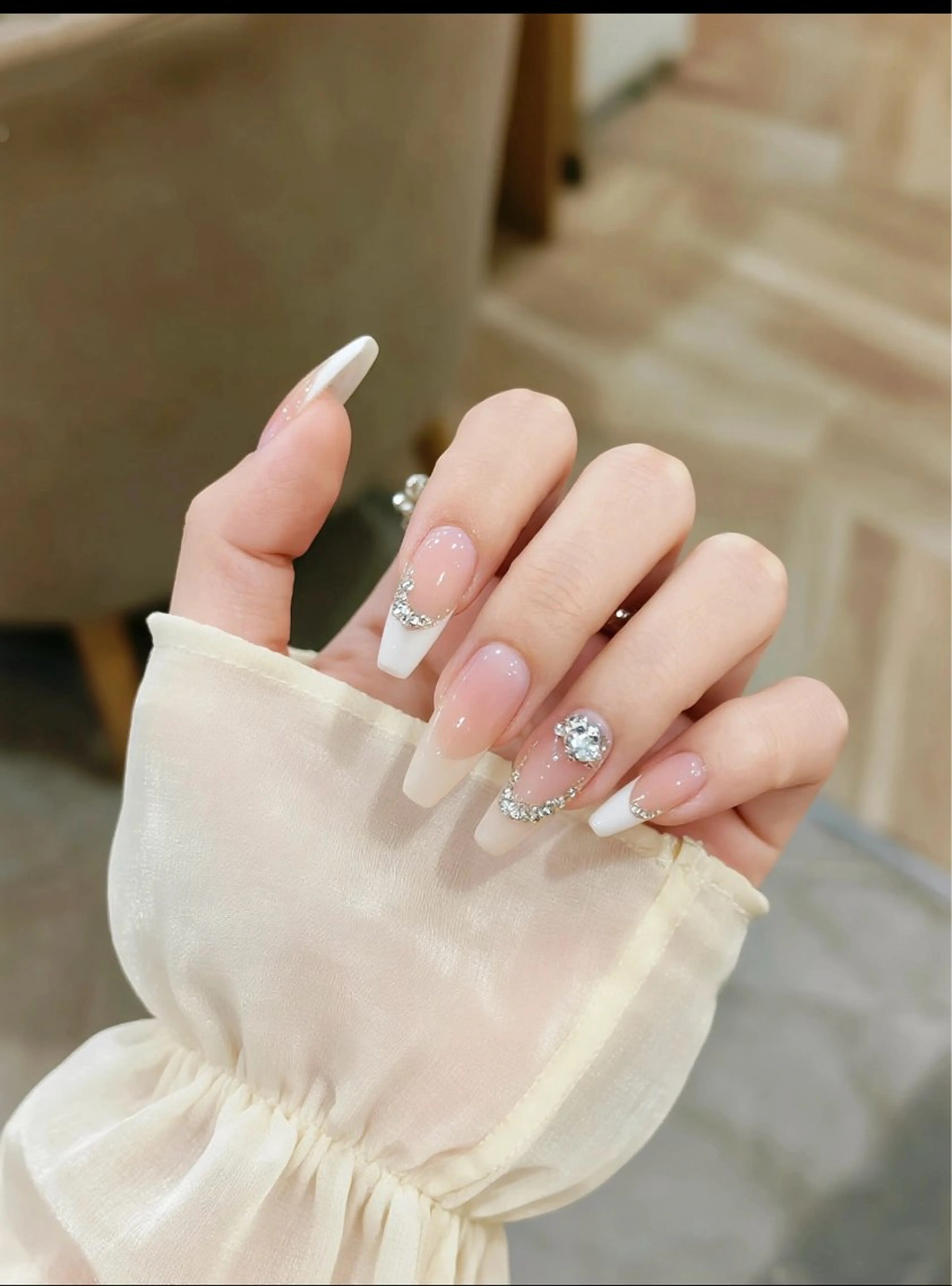 ネイル ハンドネイル R Nailsalon所属・Rネイルサロン みらいのネイルデザイン