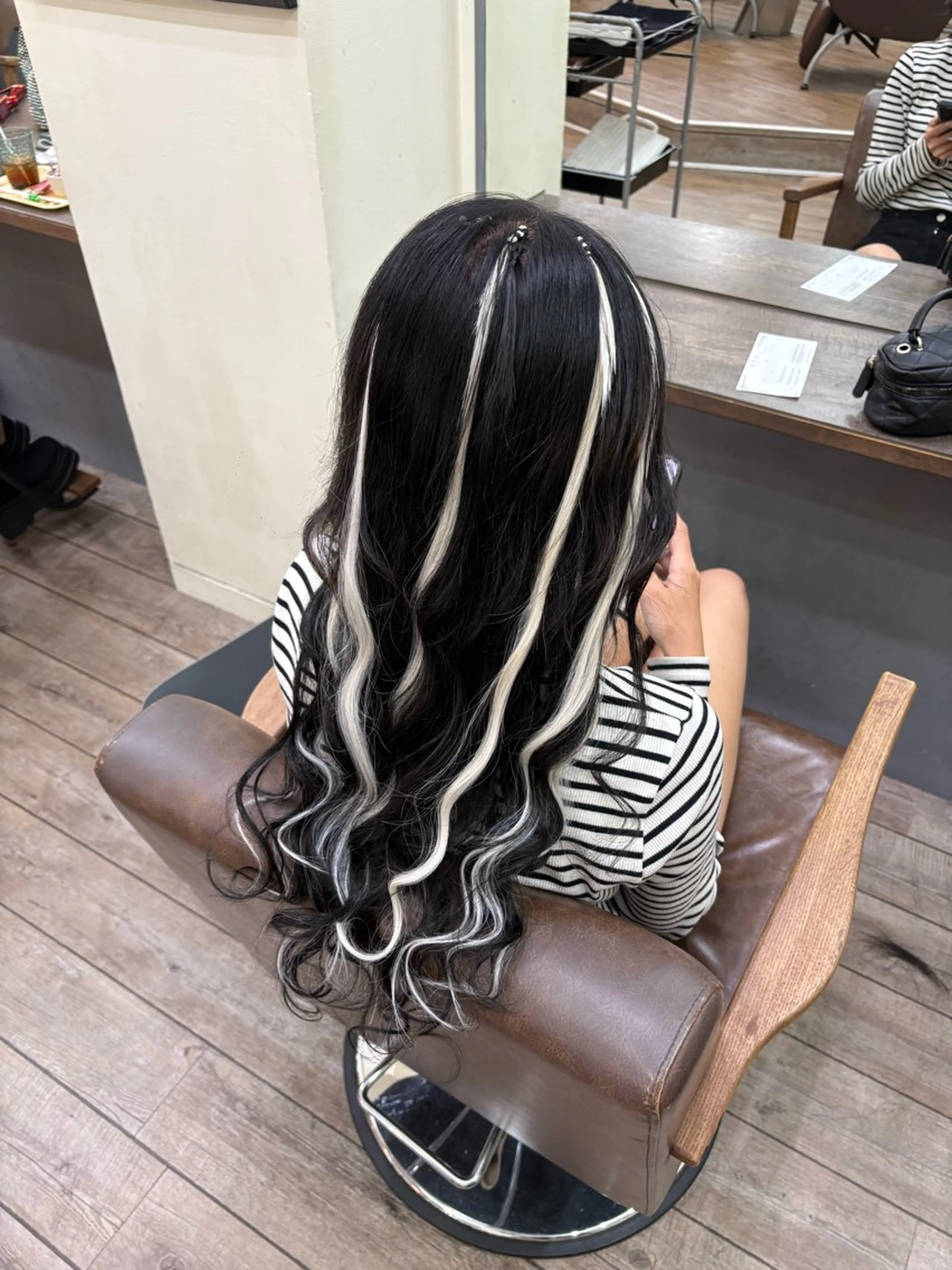 ロング カラー 編み込みエクステ ハイライトカラー エクステ ハイライト ヘアカラー エクステ エクステ/大須/黒坂 佳乃のヘアスタイル