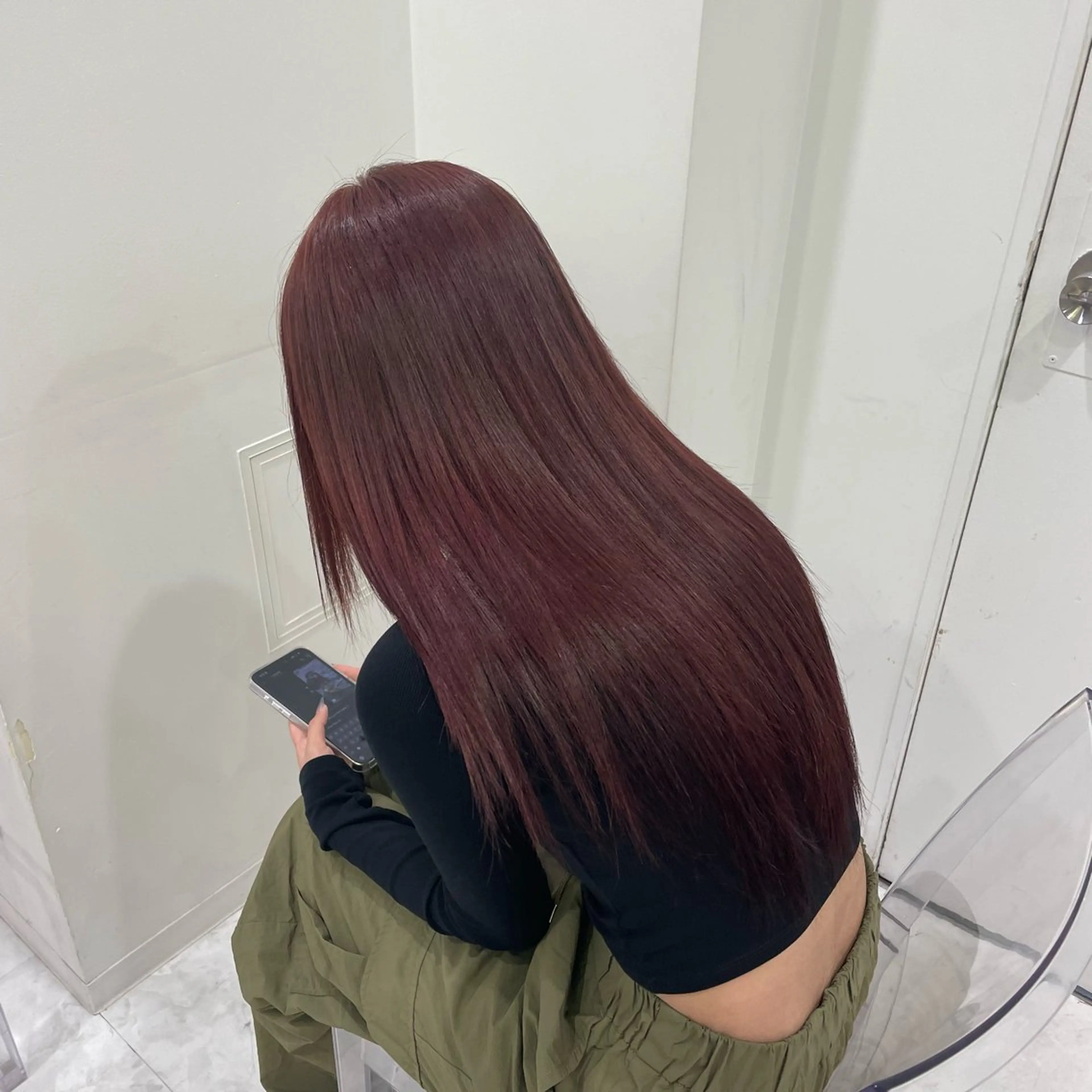 ロング カラー ヘアアレンジ ケアカラー ロング ヘアカラー ヘッドスパ ヘアセット 中韓🇰🇷暖色/ ワインレッド/らいるのヘアスタイル