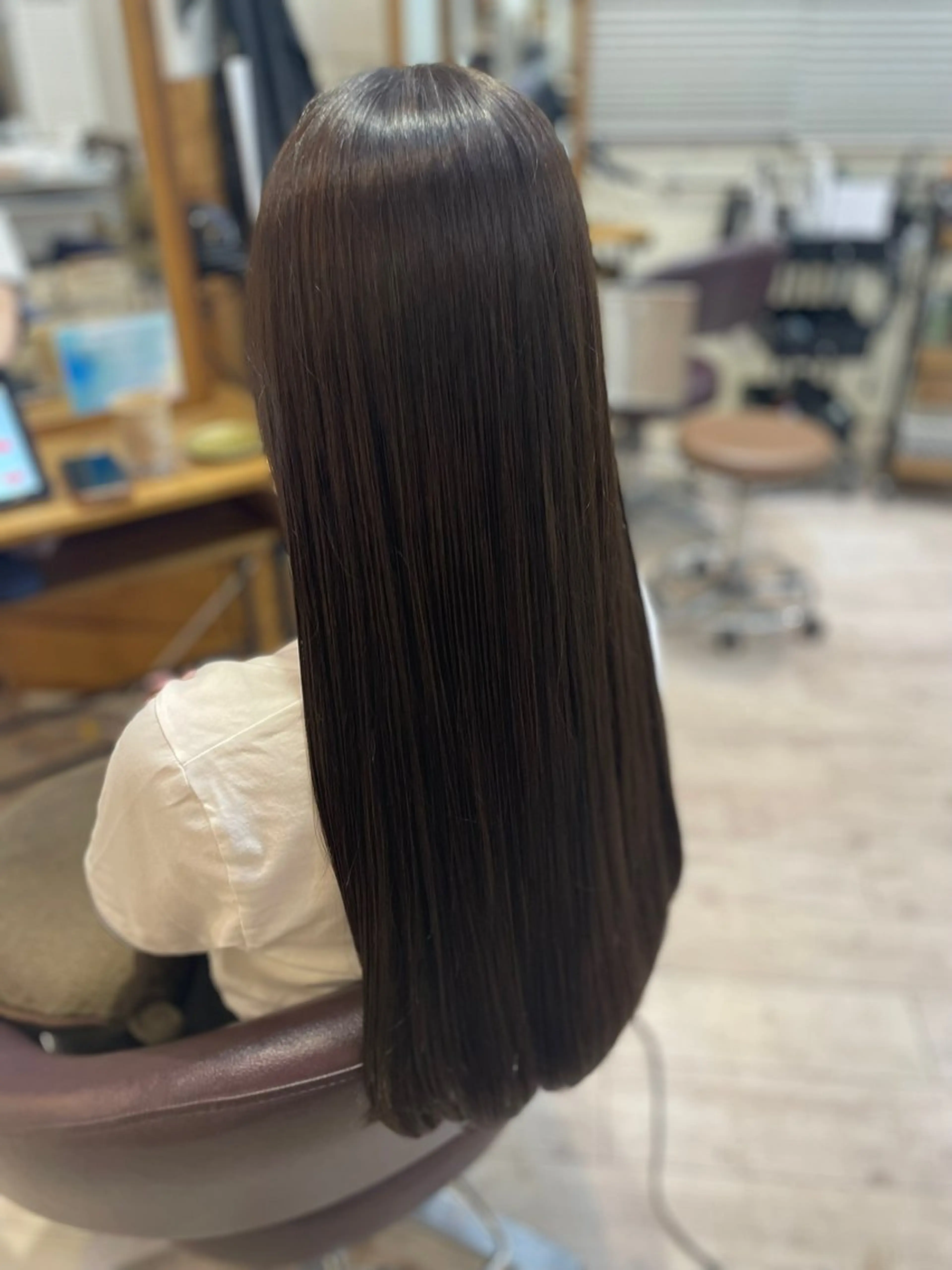 ロング ヘアカラー トリートメント 茅野 あゆ美のヘアスタイル