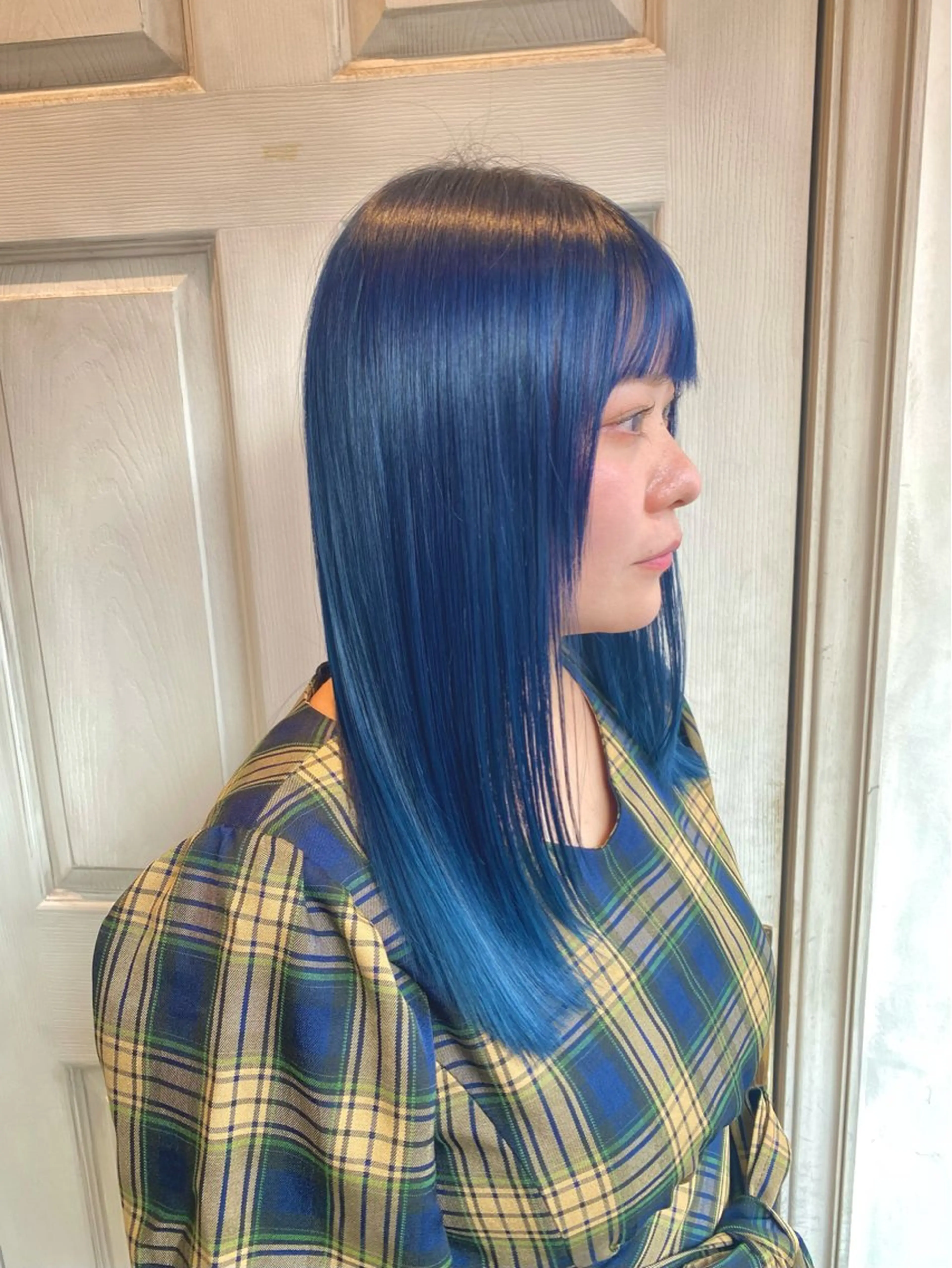 セミロング カラー ブリーチ ブルーカラー ヘアカラー トリートメント 千 田のヘアスタイル