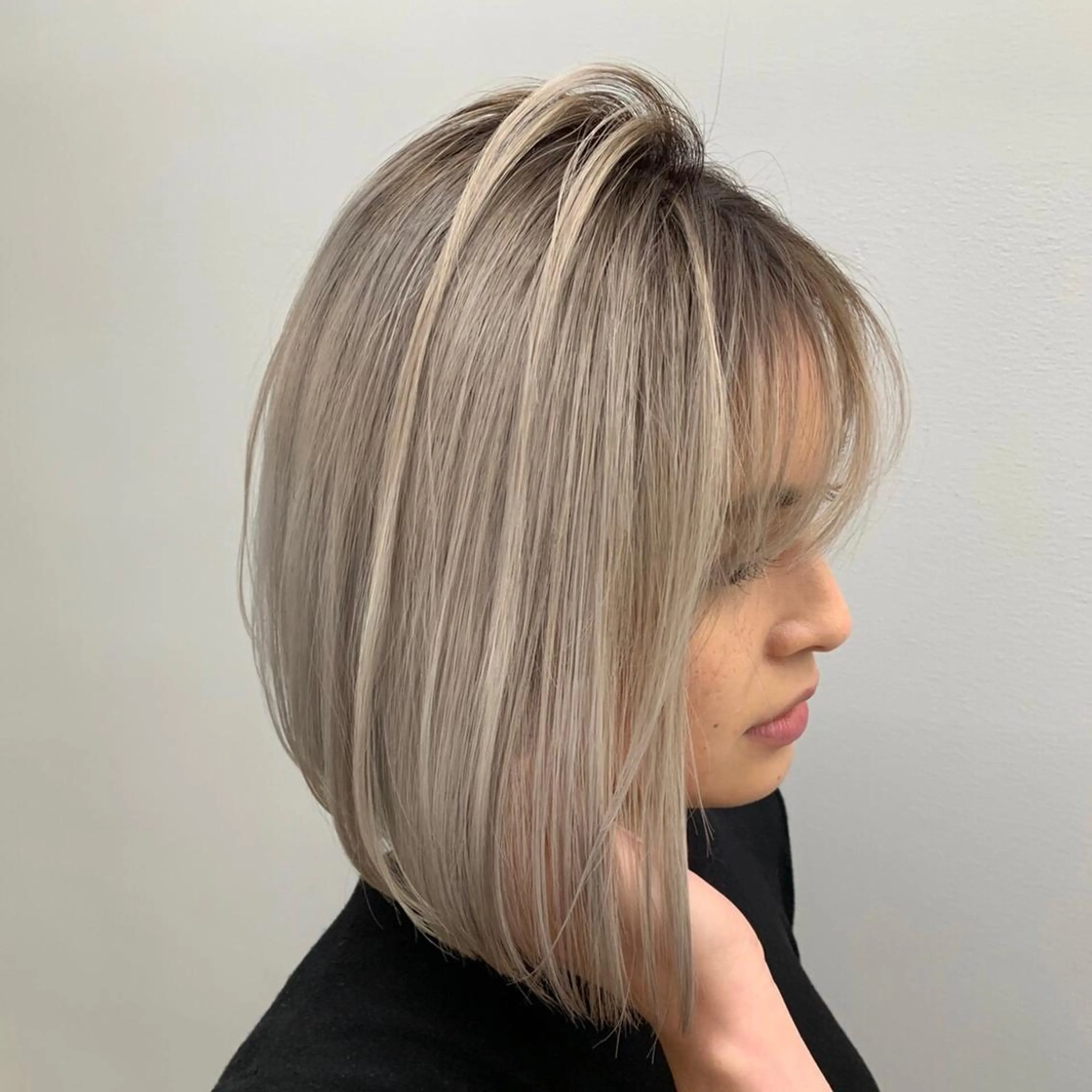 ミディアム カラー platinam doll南草津店のマツエク・マツパデザイン