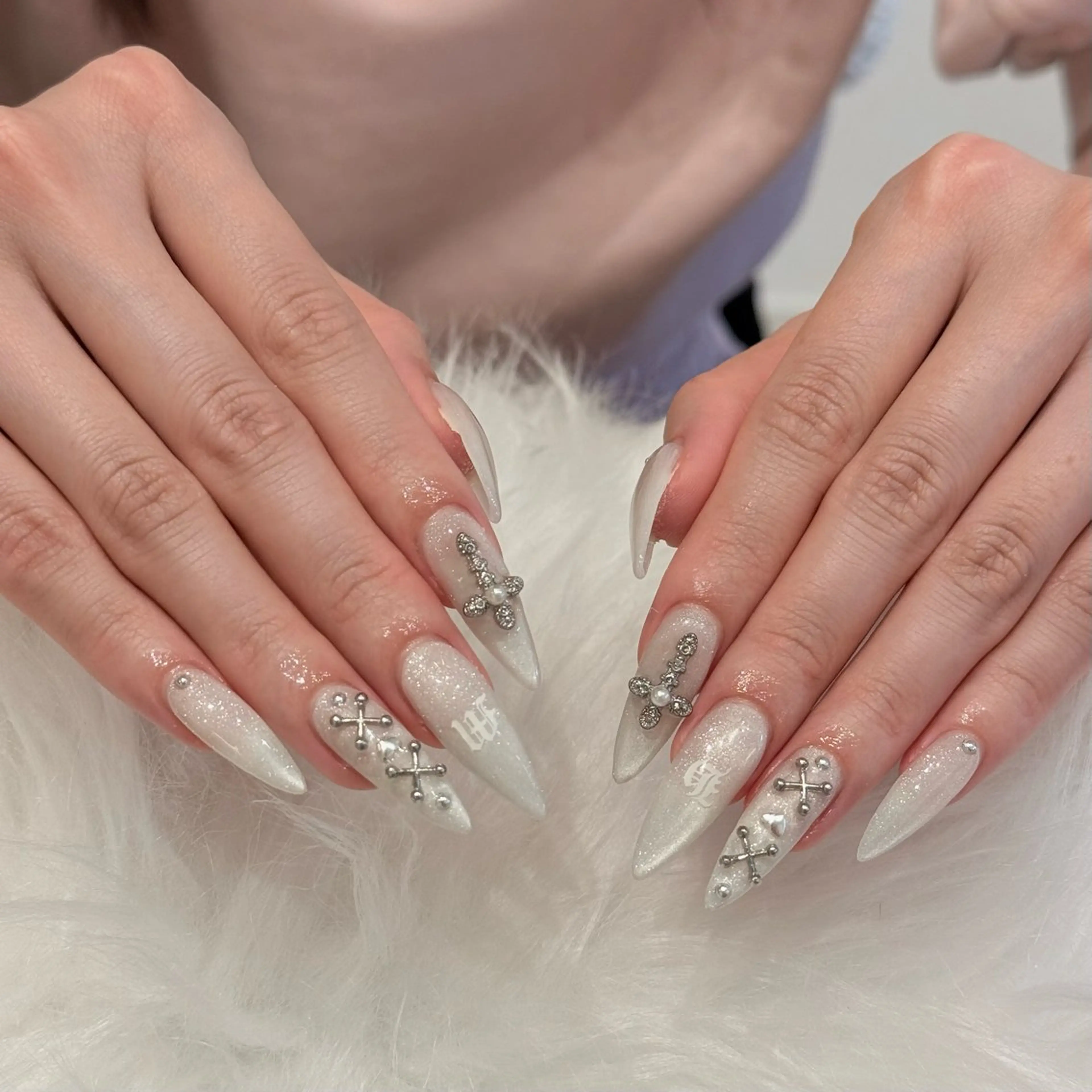 ネイル フレンチネイル ロングネイル マグネットネイル スカルプネイル スーパーロングネイル ハンドネイル ハンドケア Nihonthy Nail 新宿所属・Nihonthy Nail 新宿のネイルデザイン