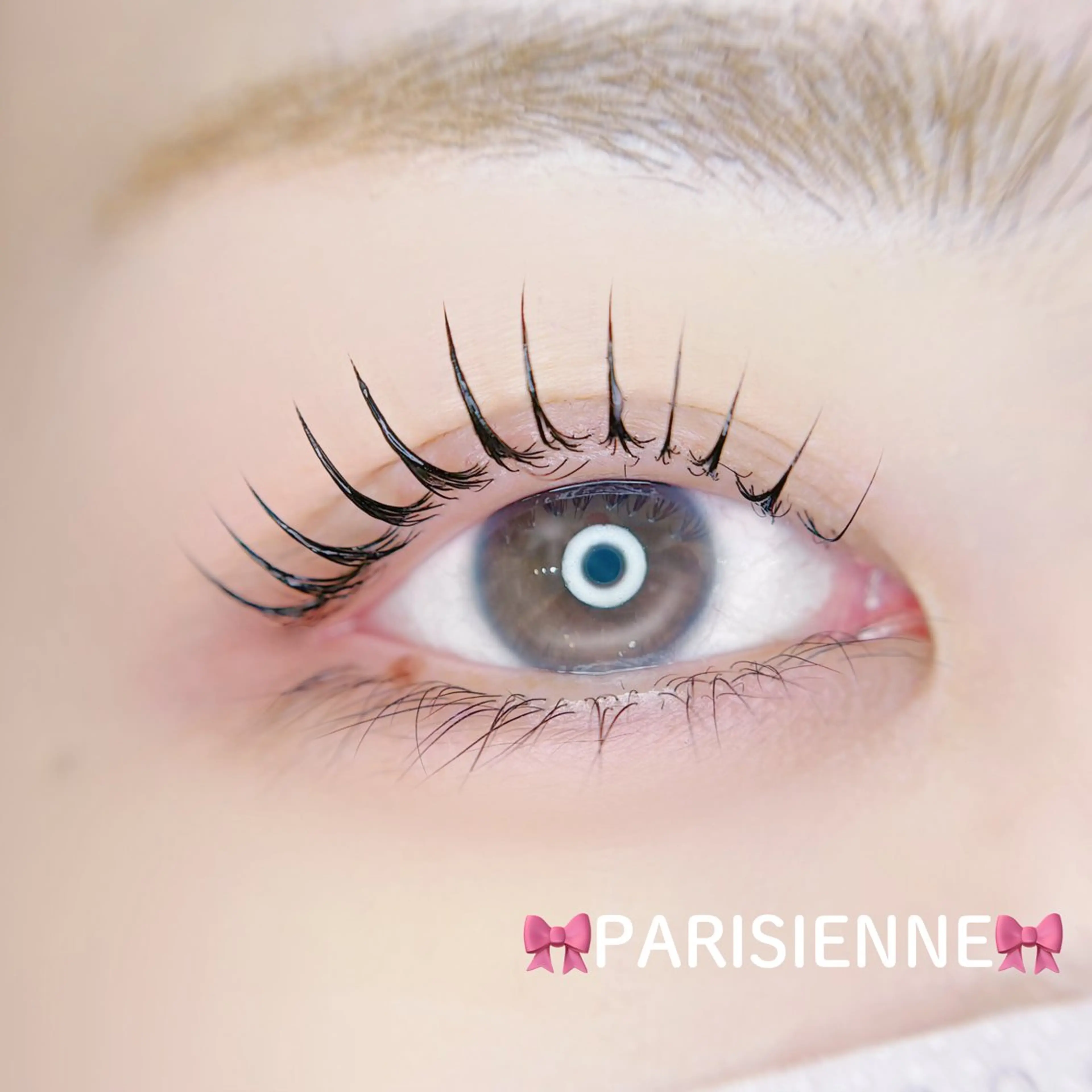 マツエク・マツパ パリジェンヌラッシュリフト マツパ 束感まつげ🐰アカリ /目元分析×似合わせのマツエク・マツパデザイン