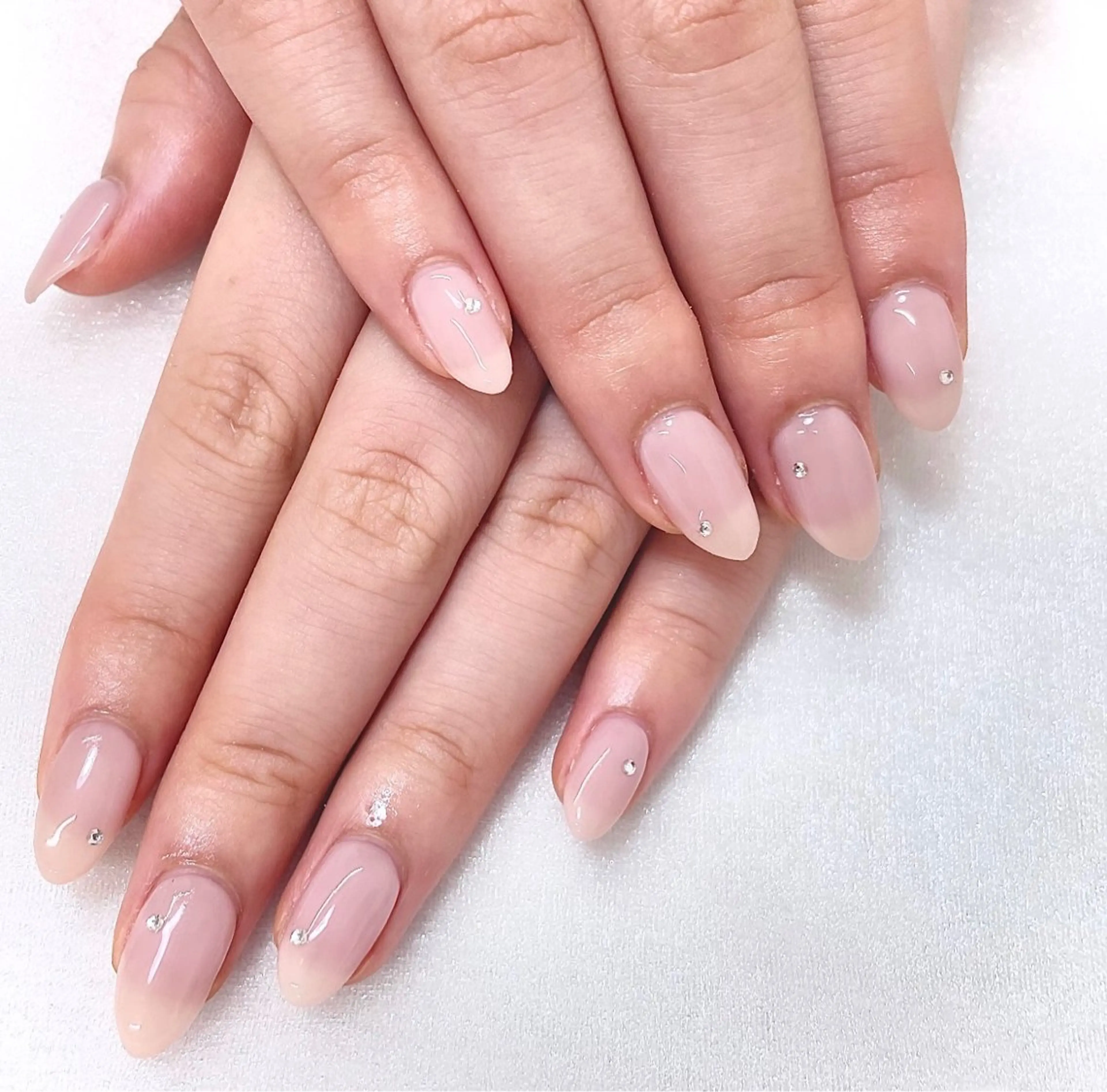 ネイル Nail salon s.k.所属・Nailist. emiのネイルデザイン