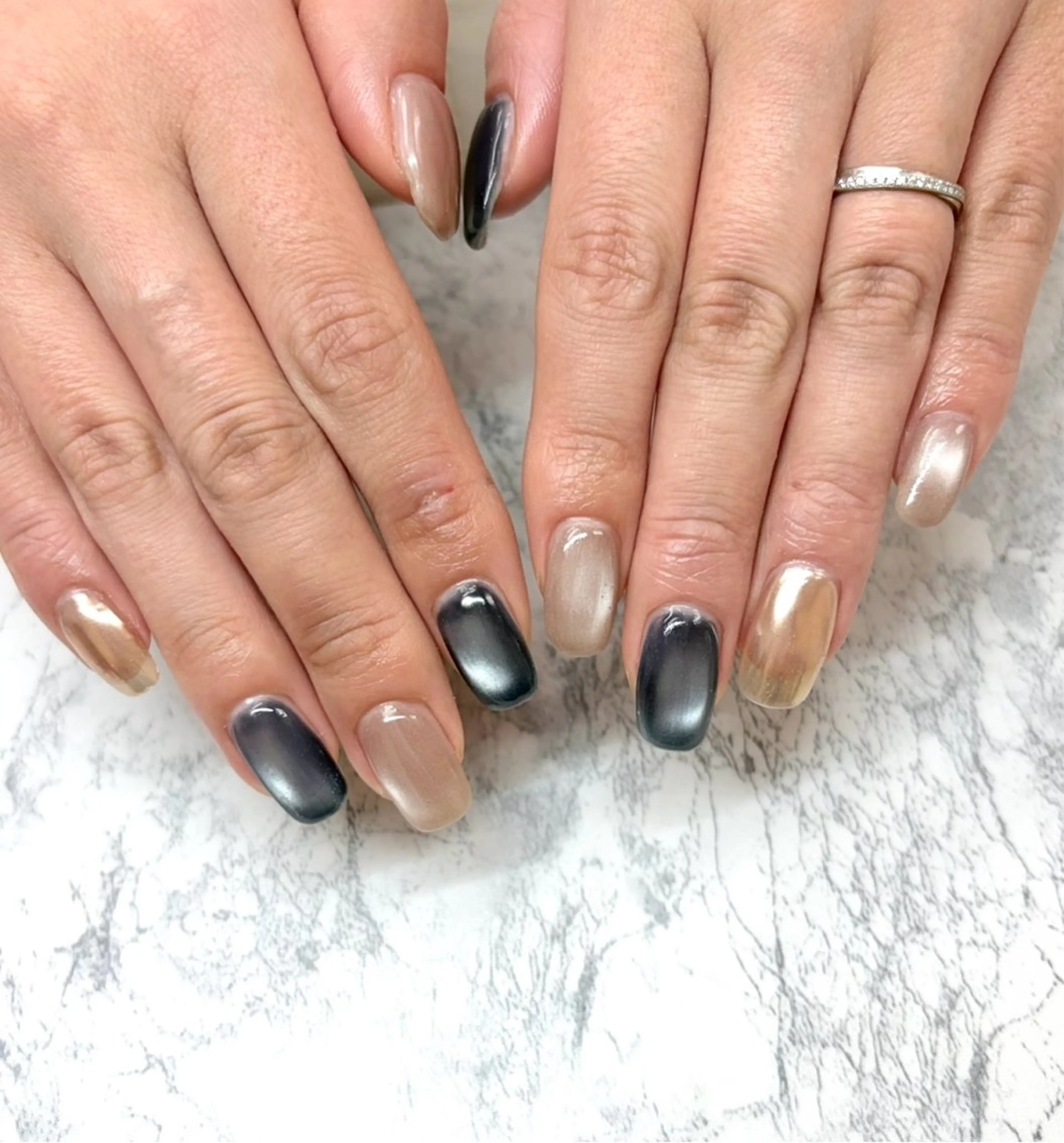 ネイル マグネットネイル ハンドネイル iku🌷 by 上福岡らんらんのネイルデザイン