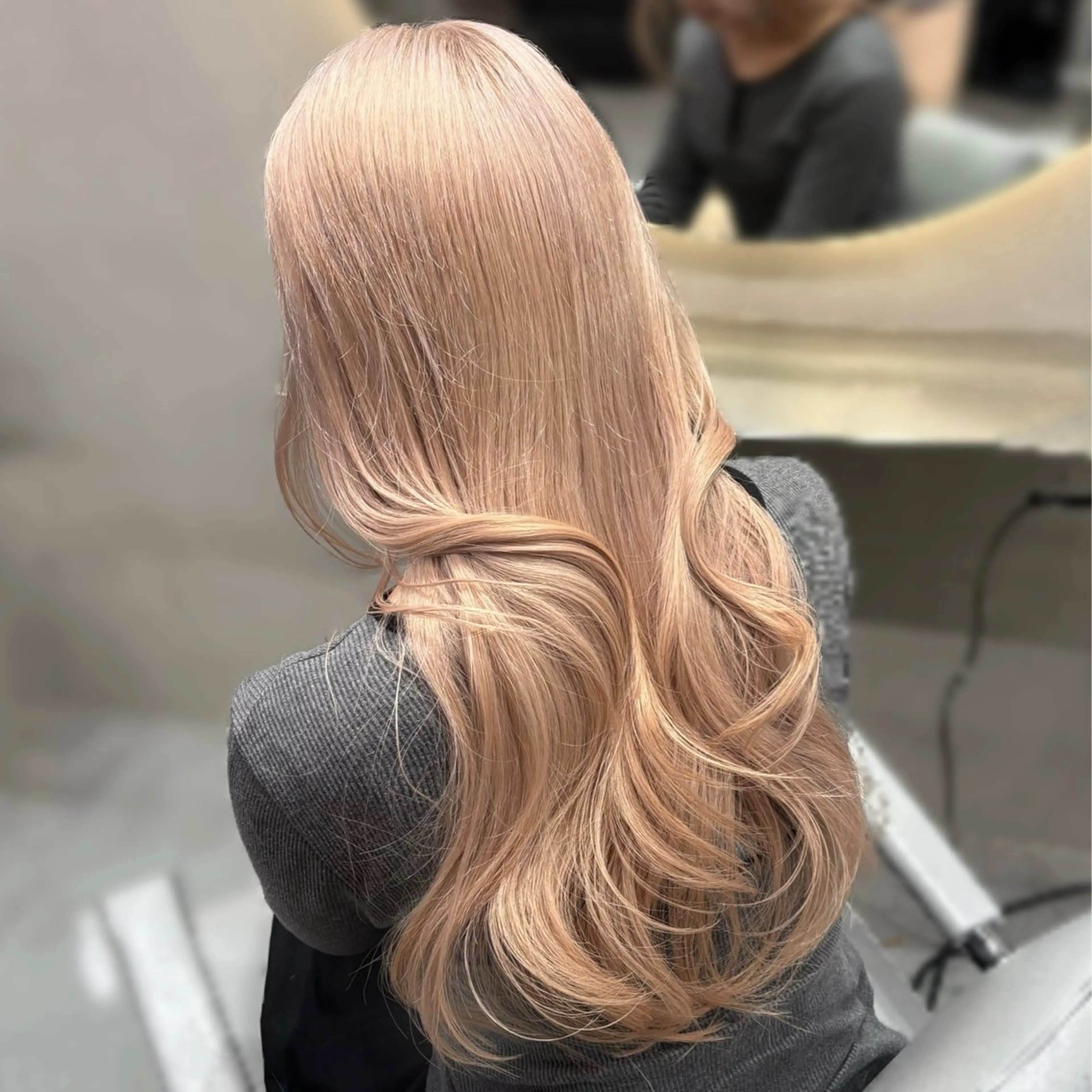 ロング カラー ヘアカラー トリートメント うるツヤハイトーン/ レイヤー⟡mayuのヘアスタイル