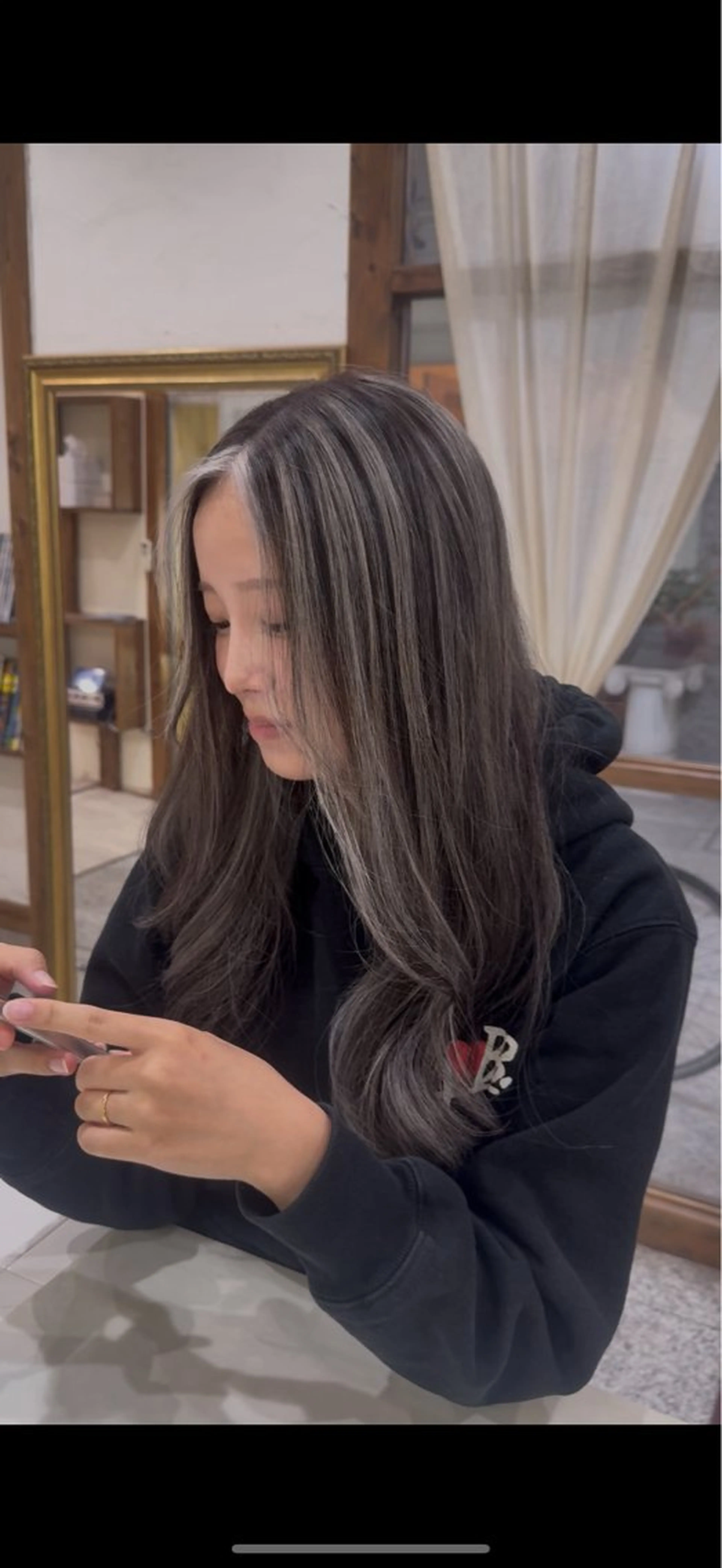 ロング カラー ミストバング  フェイスフレーミング ハイライトカラー ハイライト ヘアカラー トリートメント kanna☮️ nico.大阪心斎橋のヘアスタイル