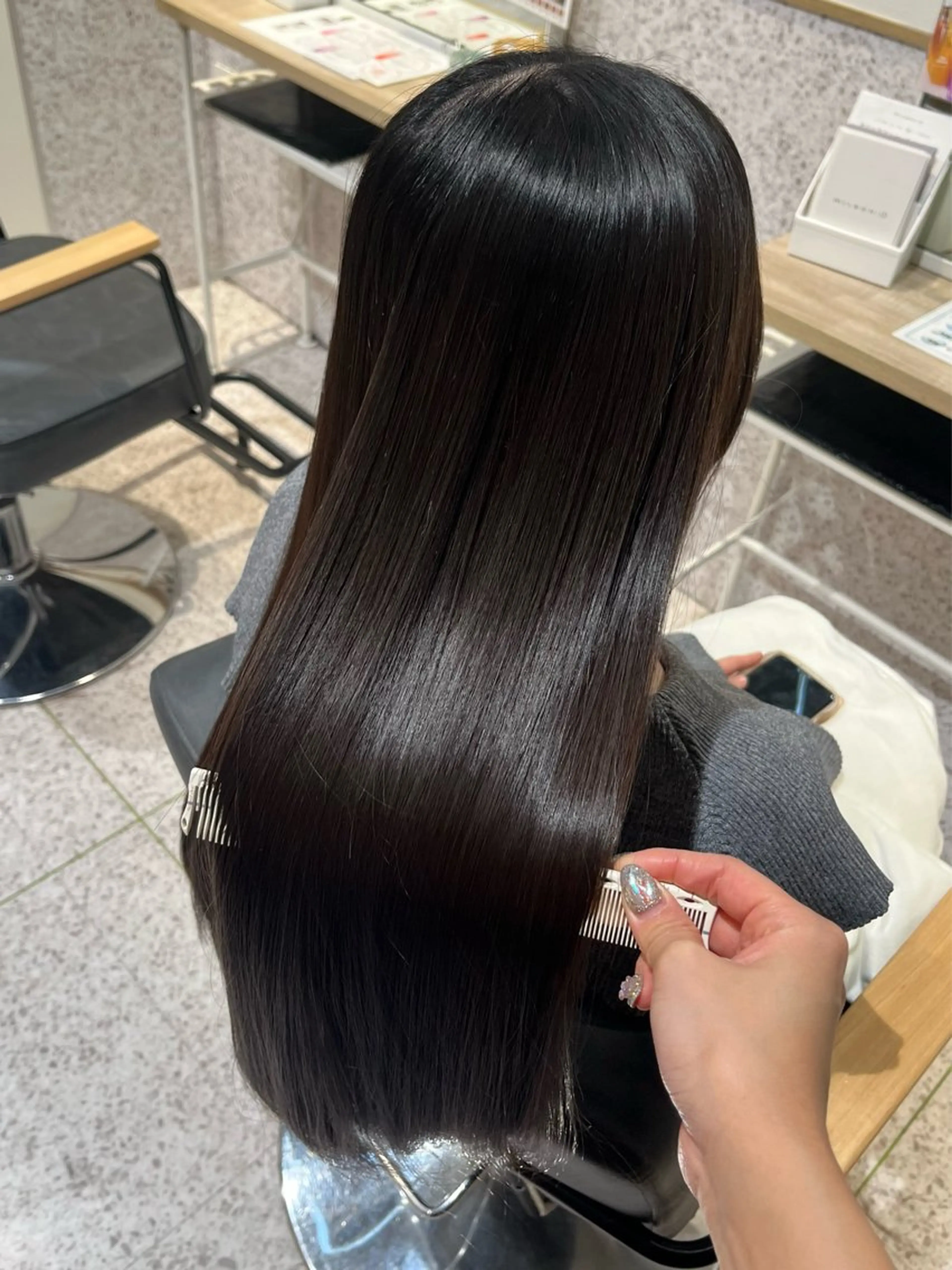 ロング 顔周りカット 髪質改善 ロング カット トリートメント 髪質改善&艶カラー/ ほんだあみ (♡)のヘアスタイル