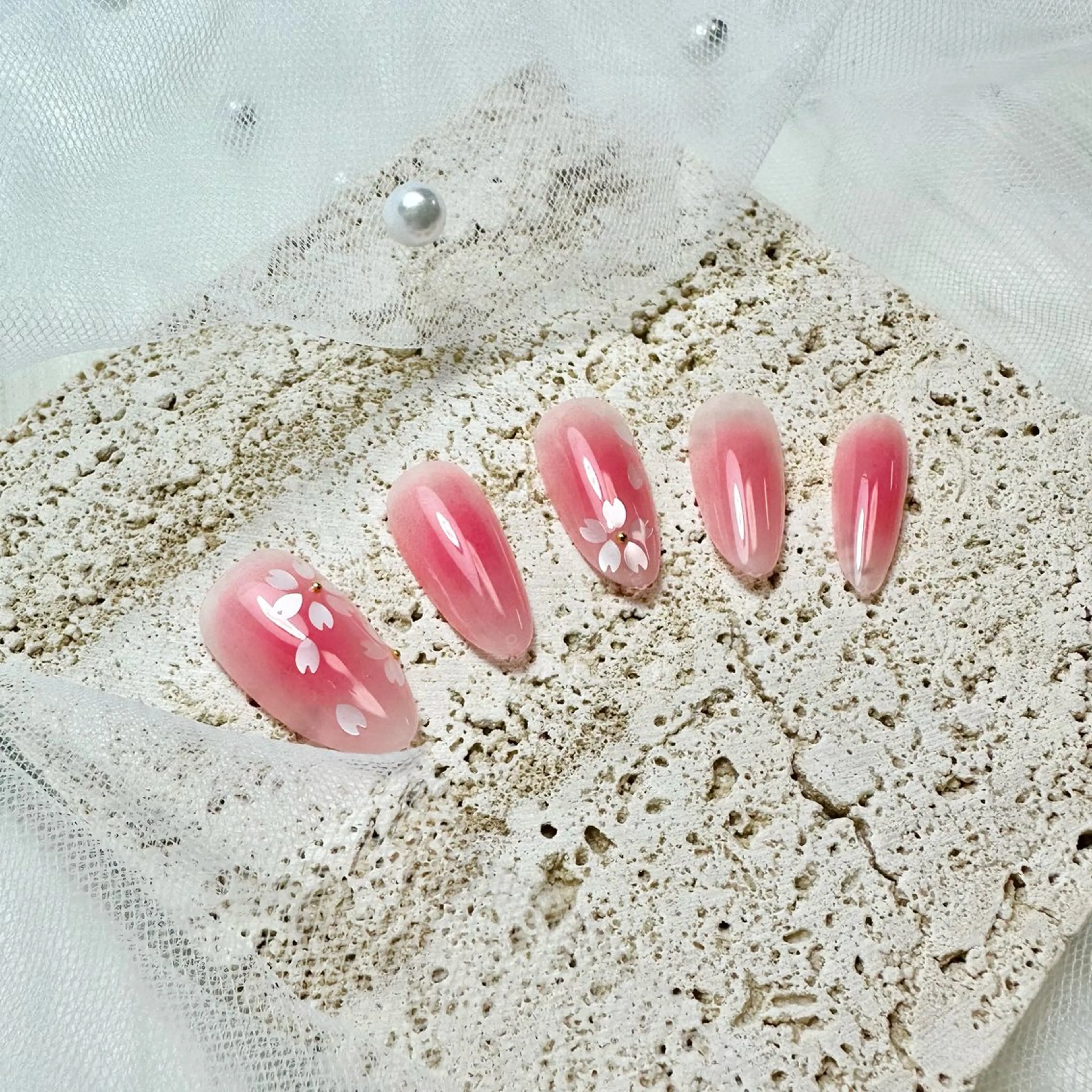 ネイル ハンドネイル ハンドケア nail salon Feerieのネイルデザイン