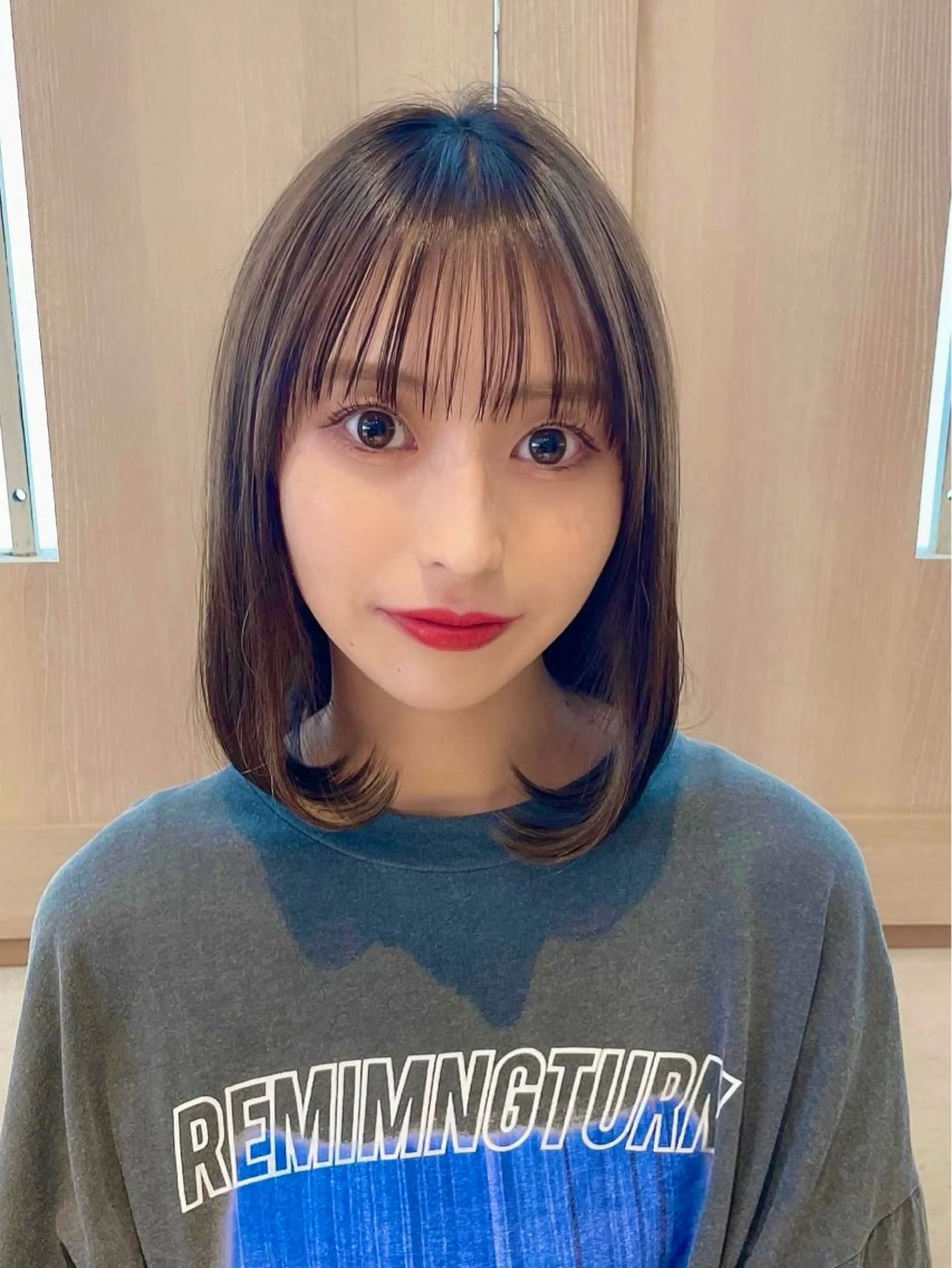 ショート カラー カット ヘアカラー トリートメント レイヤー/韓国 ハイトーン興津史弥のヘアスタイル