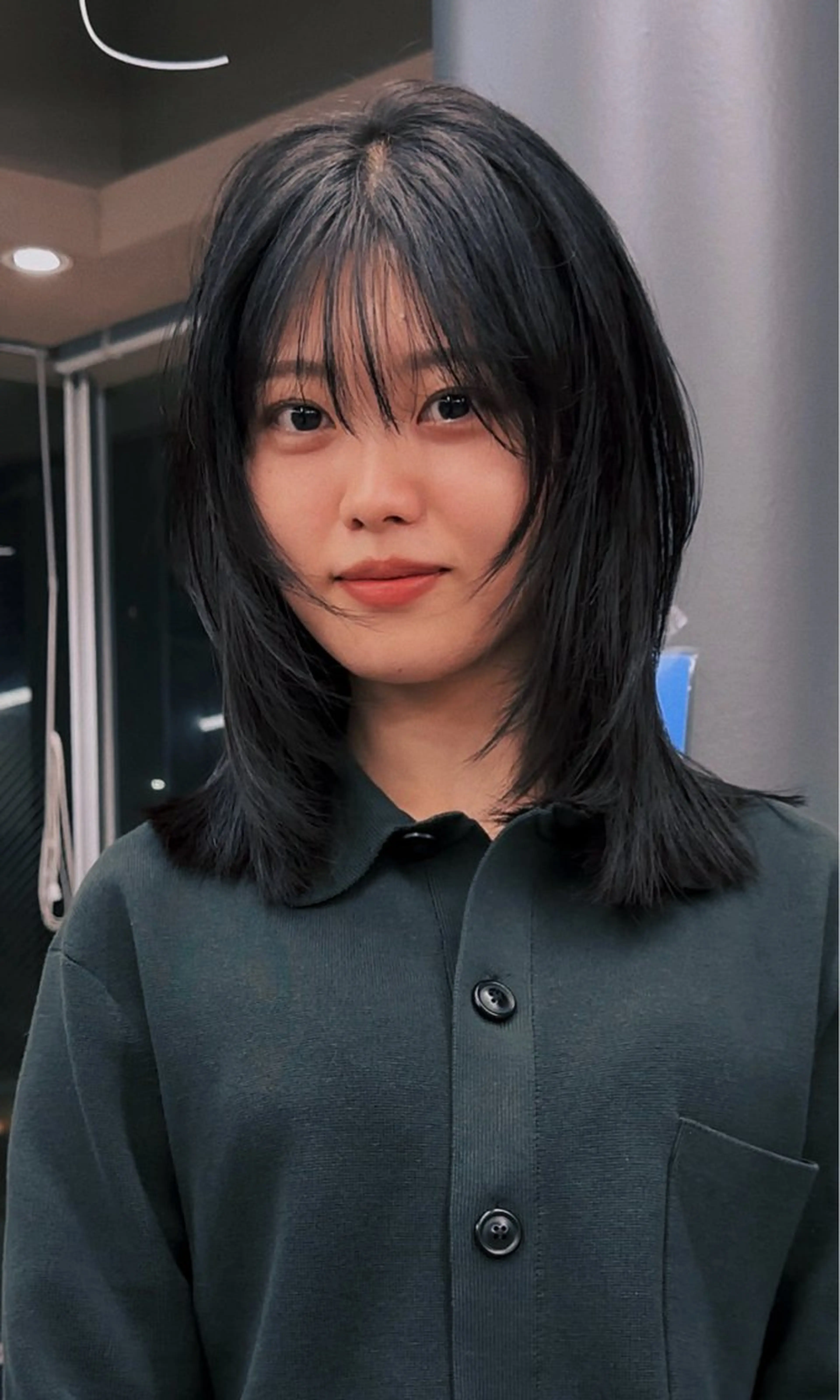 ミディアム 渡辺 良城のヘアスタイル