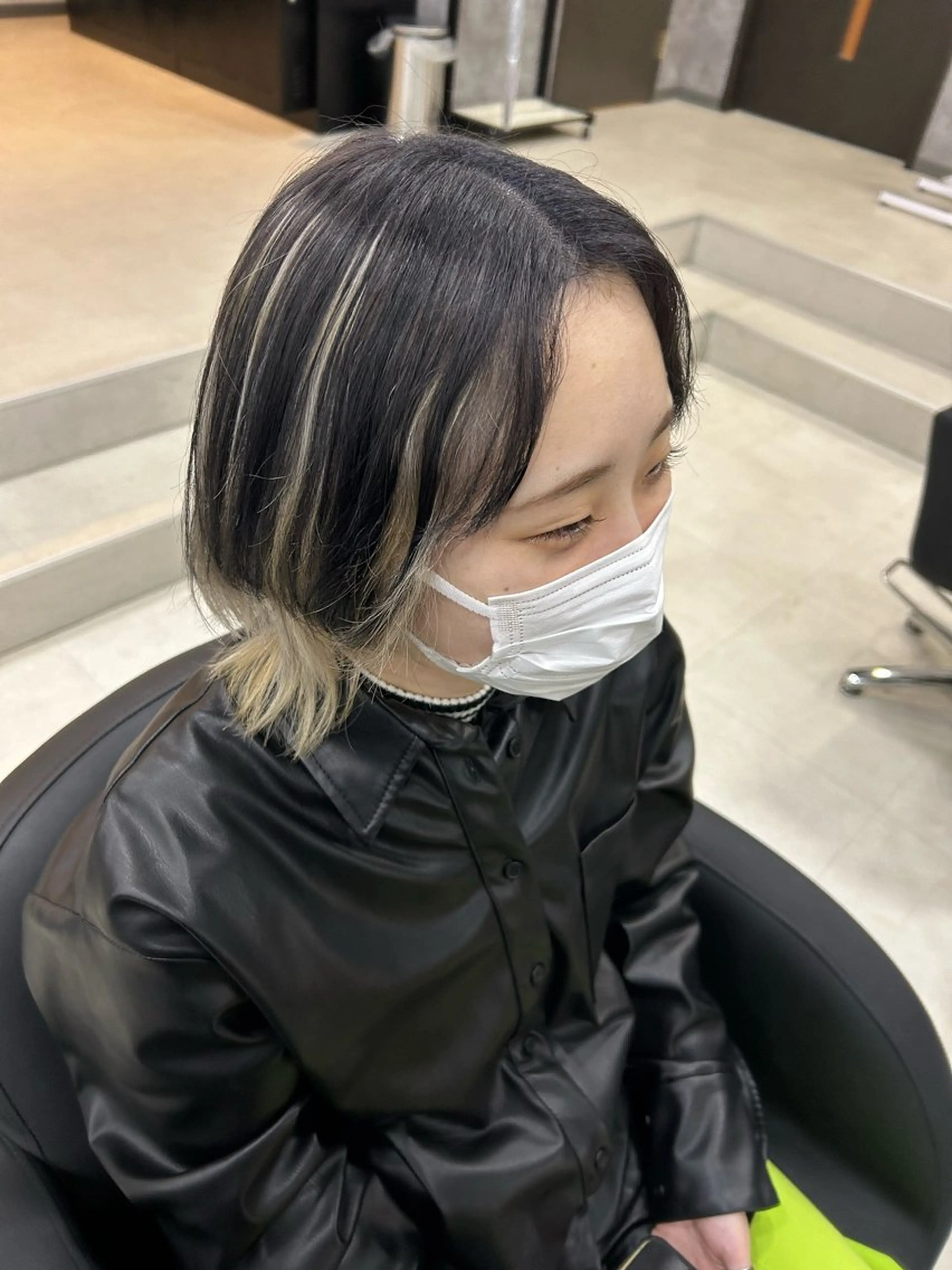 ミディアム カラー まつ毛パーマ専門 茉里のヘアスタイル