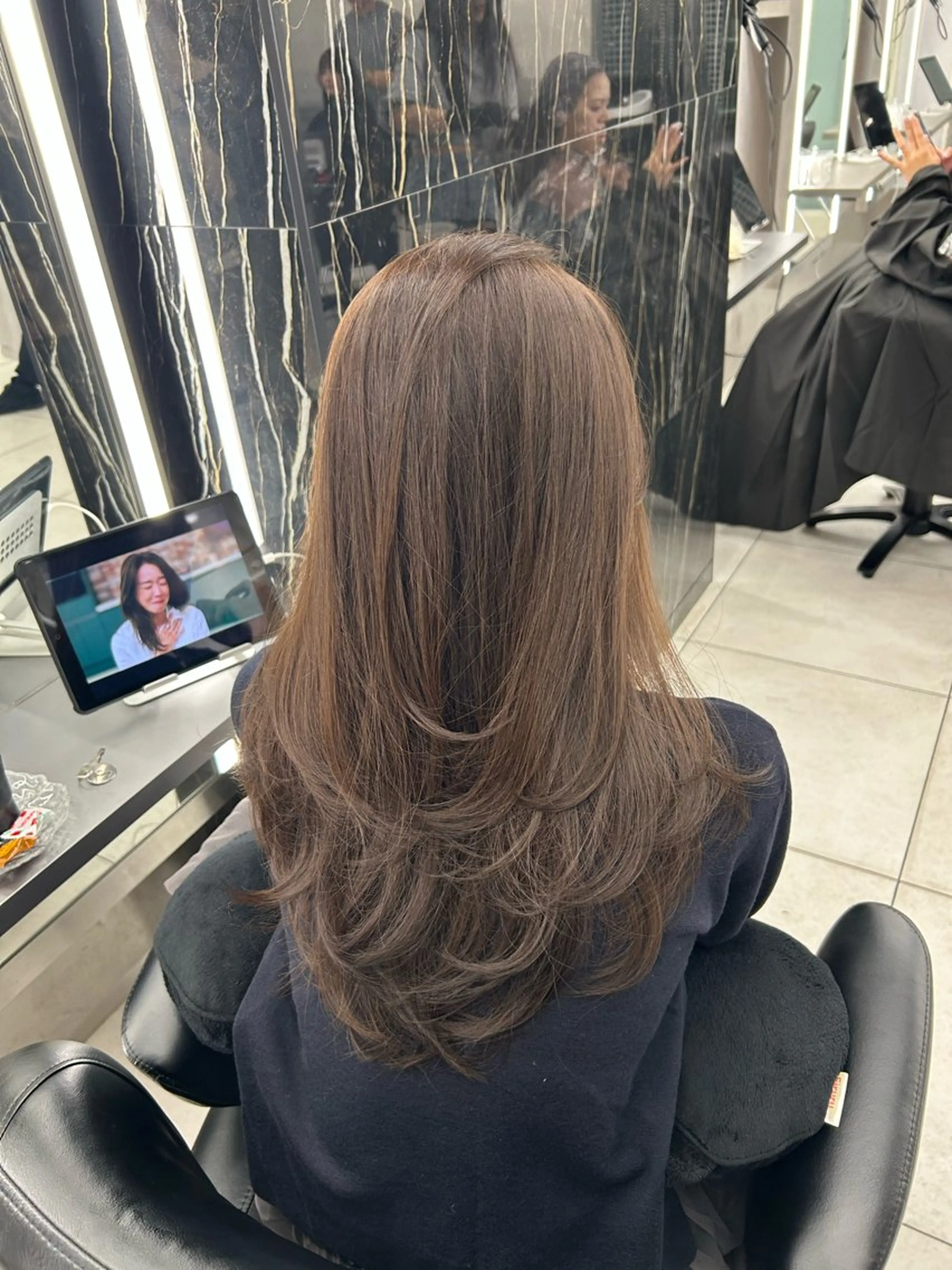 セミロング カット ヘアカラー トリートメント 銀座/韓国ヘア🤍 レイヤーAYUMIのヘアスタイル