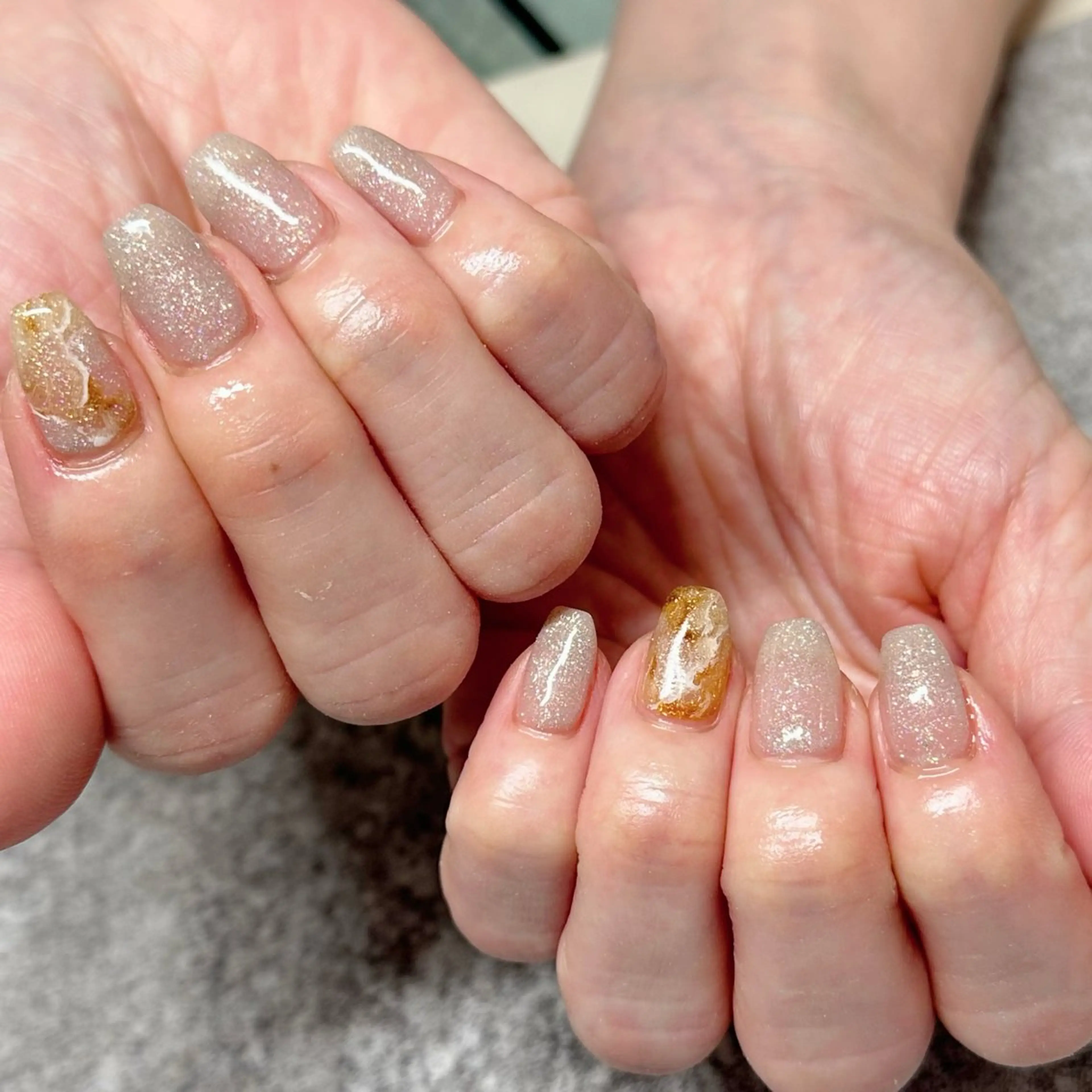 ネイル ニュアンスネイル wellmoon Tanaのネイルデザイン