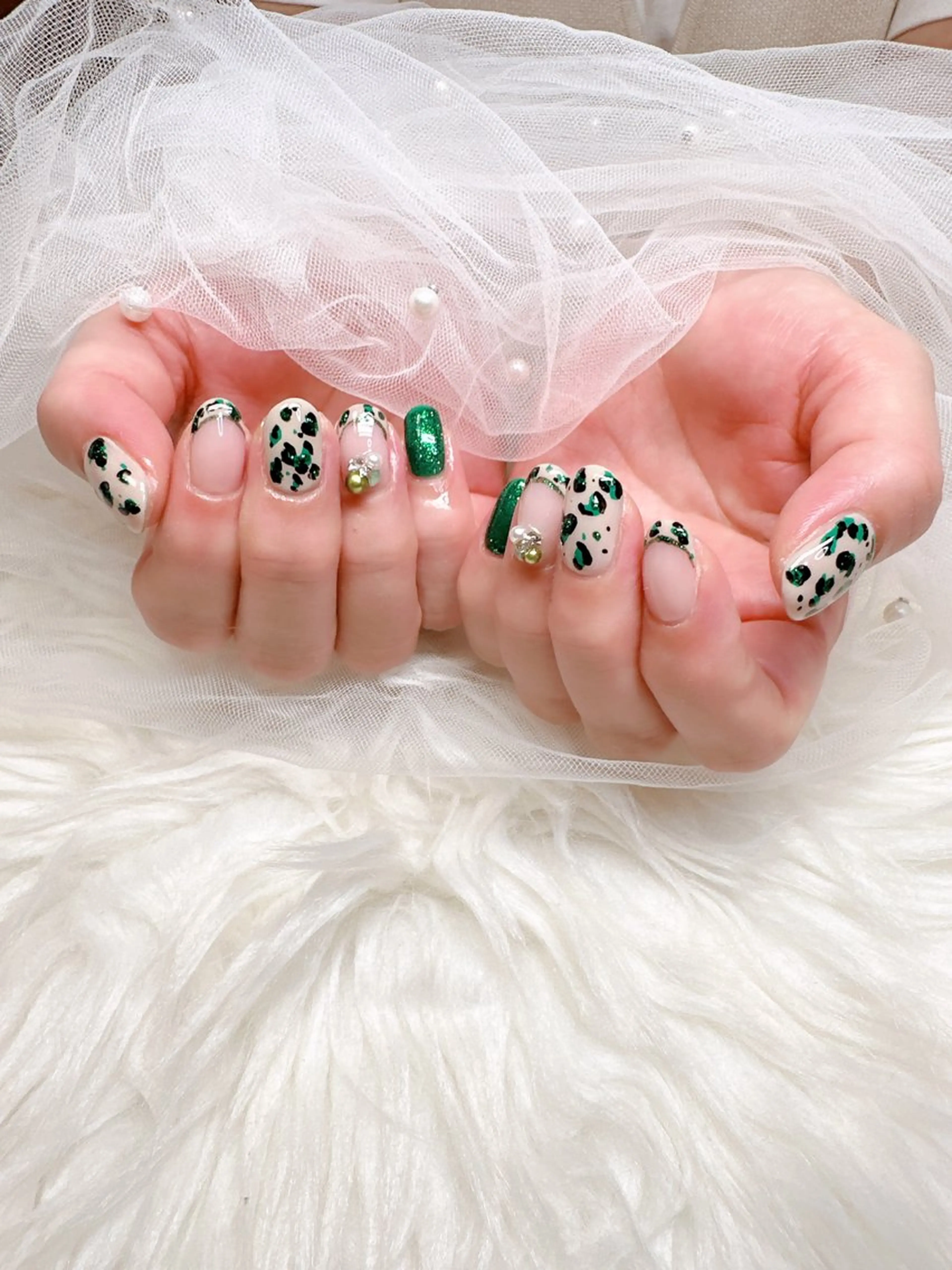 ネイル 高島 夏海のネイルデザイン