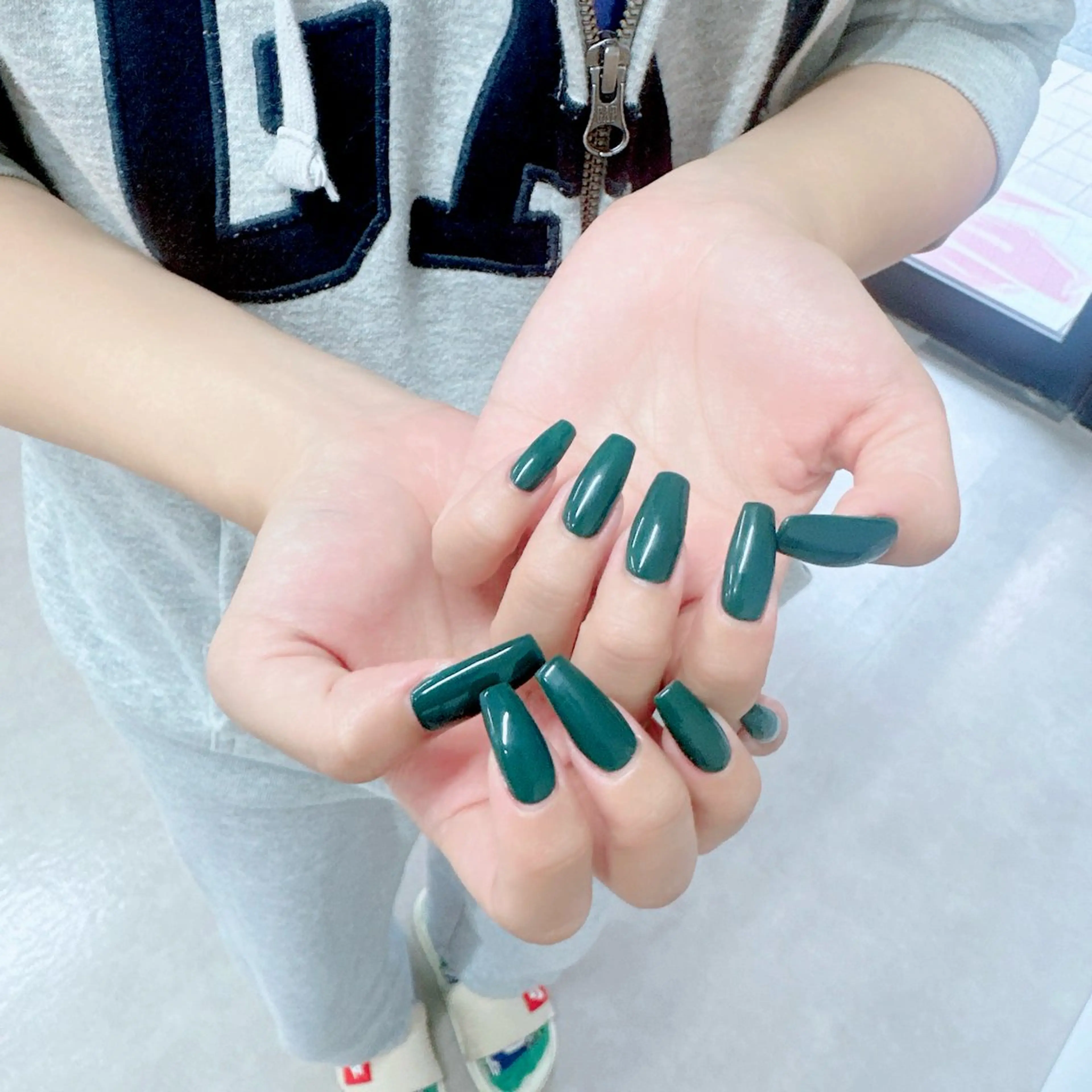 ネイル アートネイル ジェルネイル グラデーション キラキラネイル ラメ(グリッター) ハンドネイル Viola. 優花のネイルデザイン