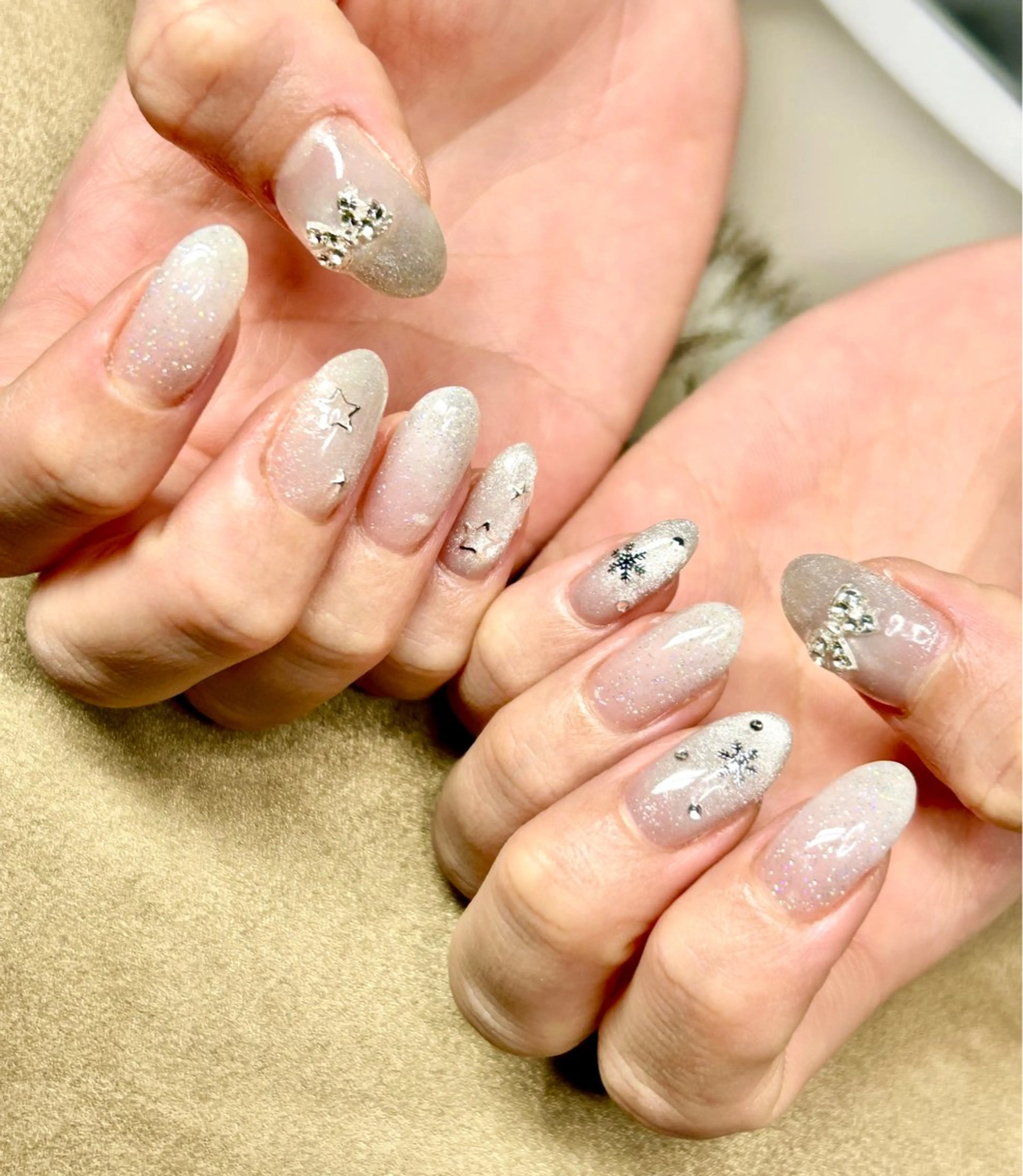 ネイル nailroom HARU.のネイルデザイン