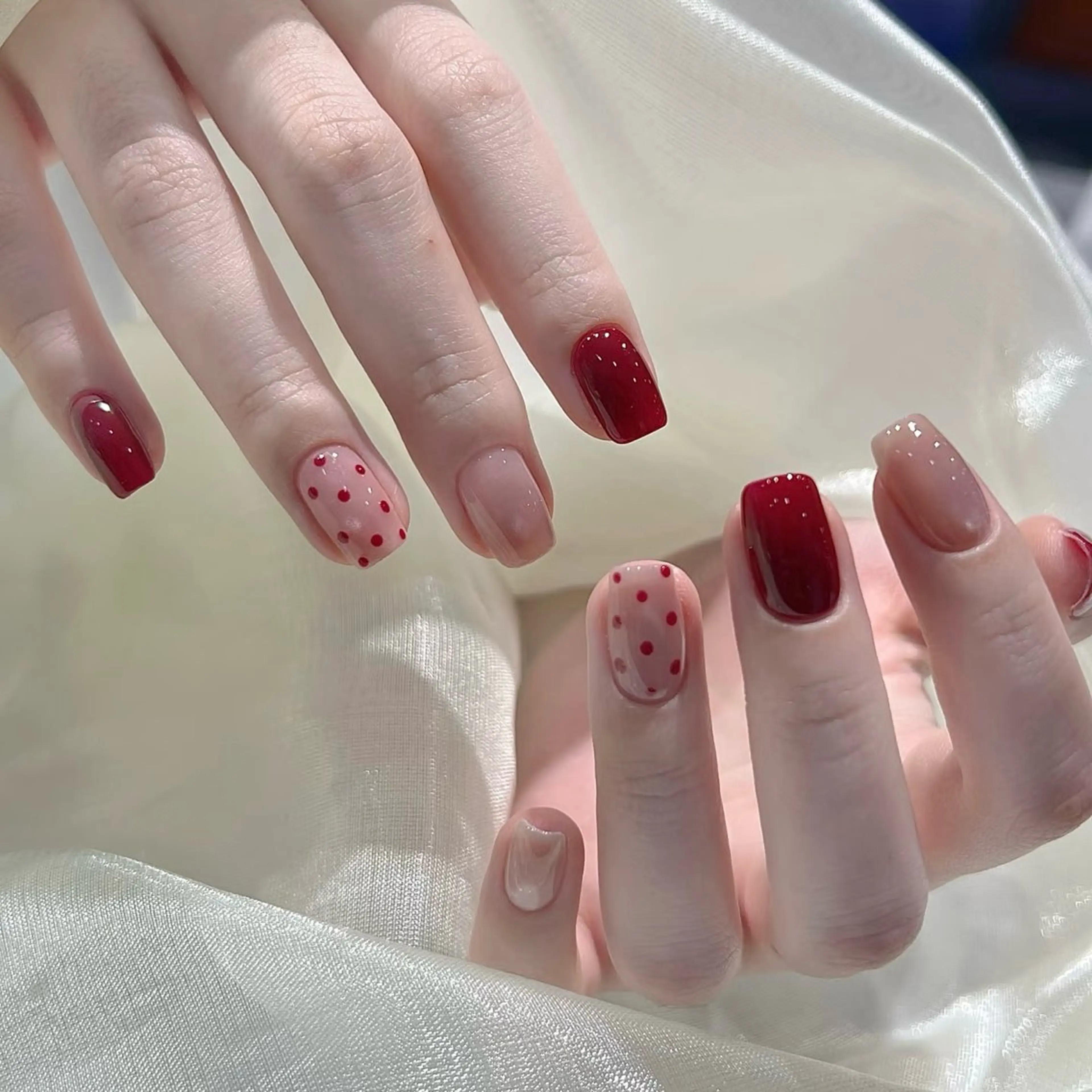 ネイル アートネイル シンプルネイル Nail salon Amoureuse ネイルサロン アムルーズ所属・ネイリスト ミクのネイルデザイン