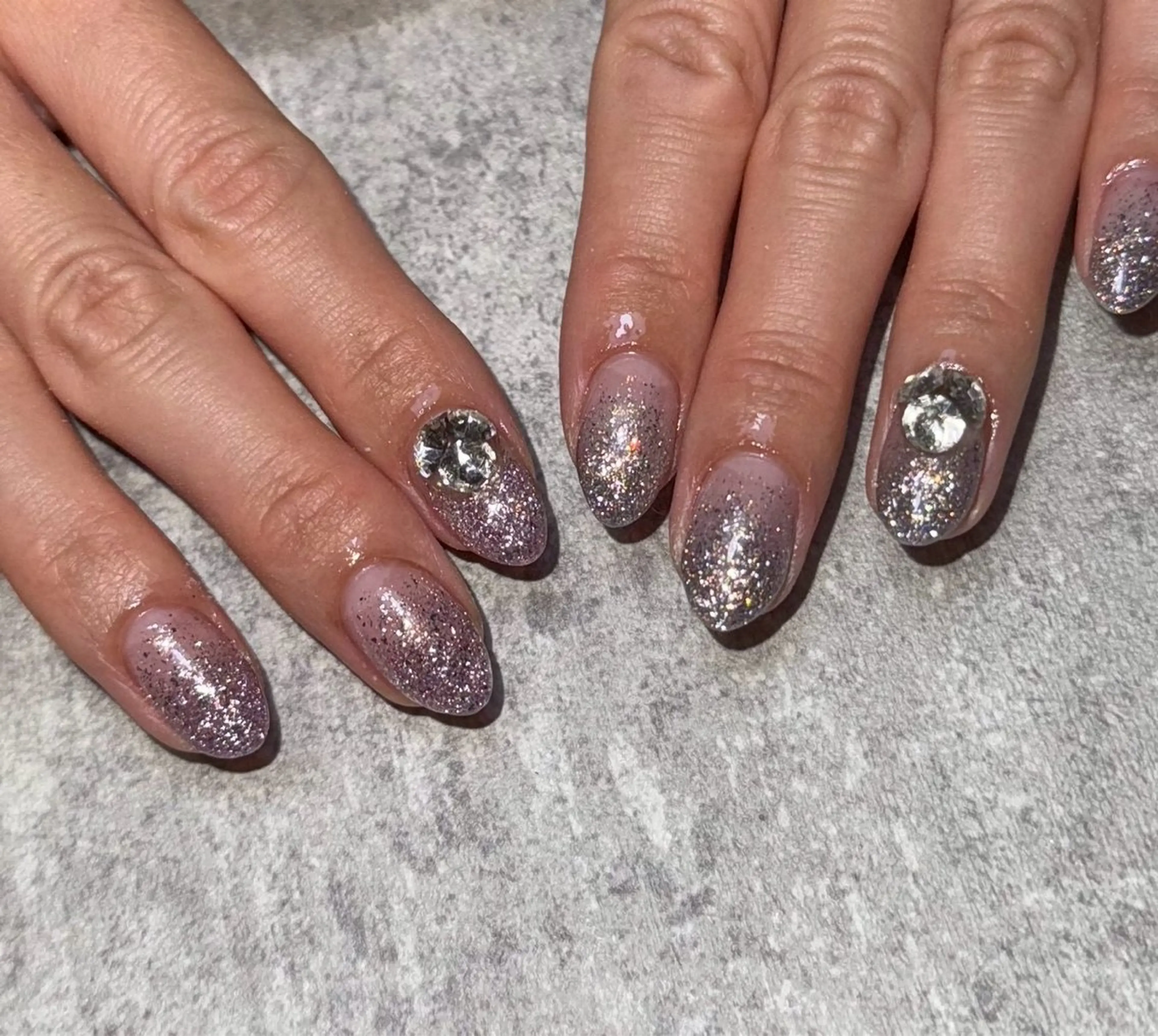 ネイル アートネイル フラッシュネイル フットネイル フレンチネイル ジェルネイル nail salon fee所属・Ayaka salon feeのネイルデザイン