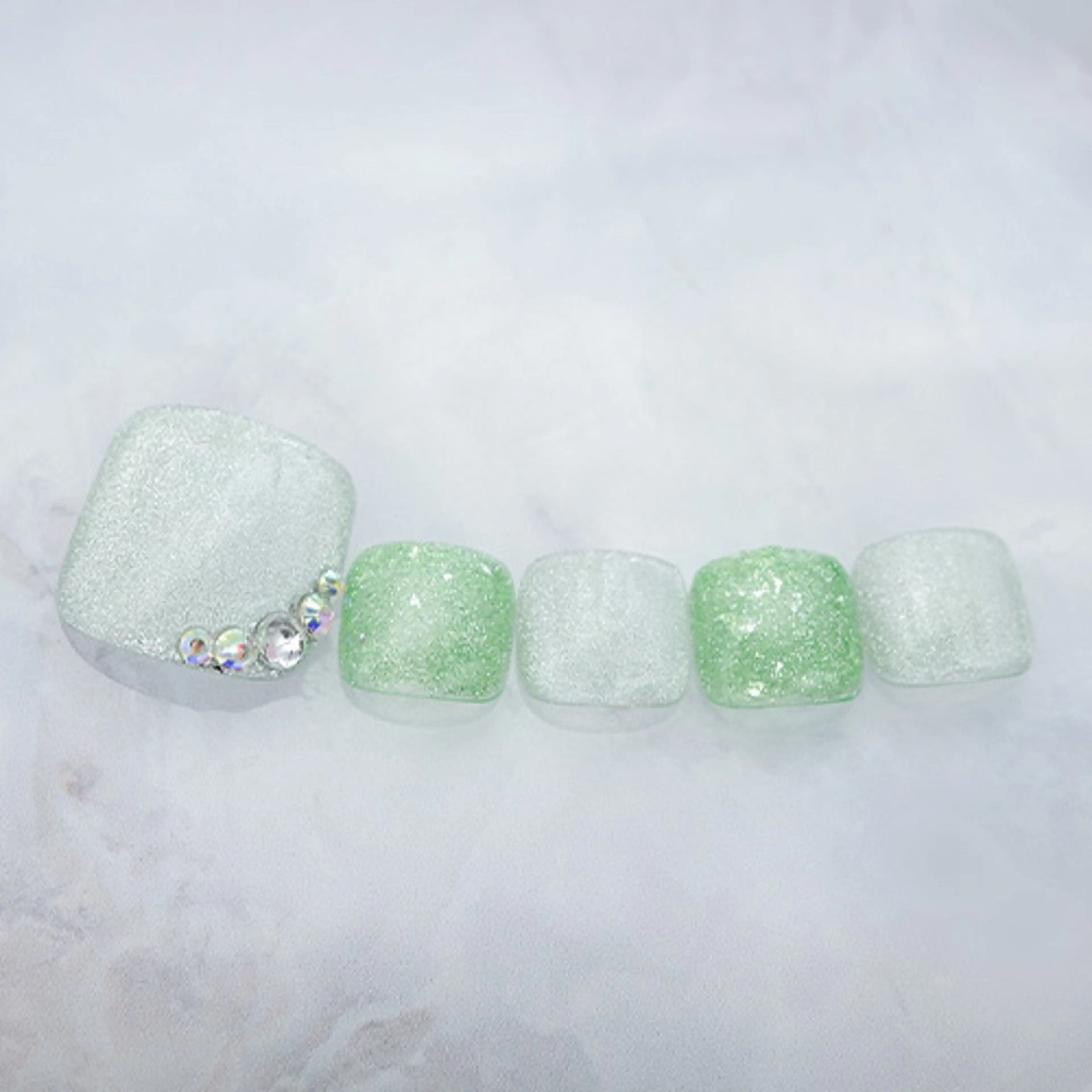 ネイル フットネイル はあとねいる 盛岡青山店のネイルデザイン