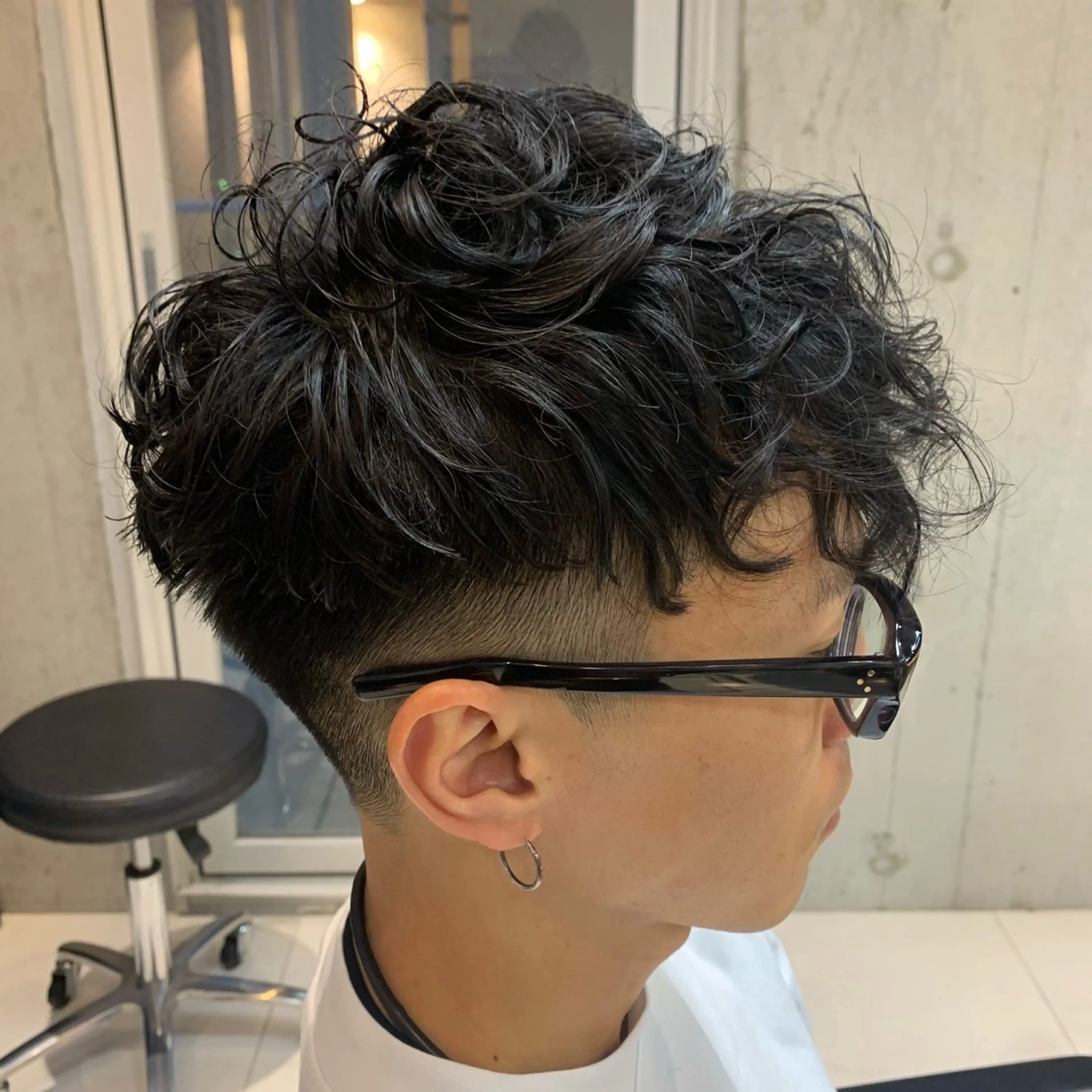 メンズ カット パーマ hoNua. 栄/透明感カラーのヘアスタイル