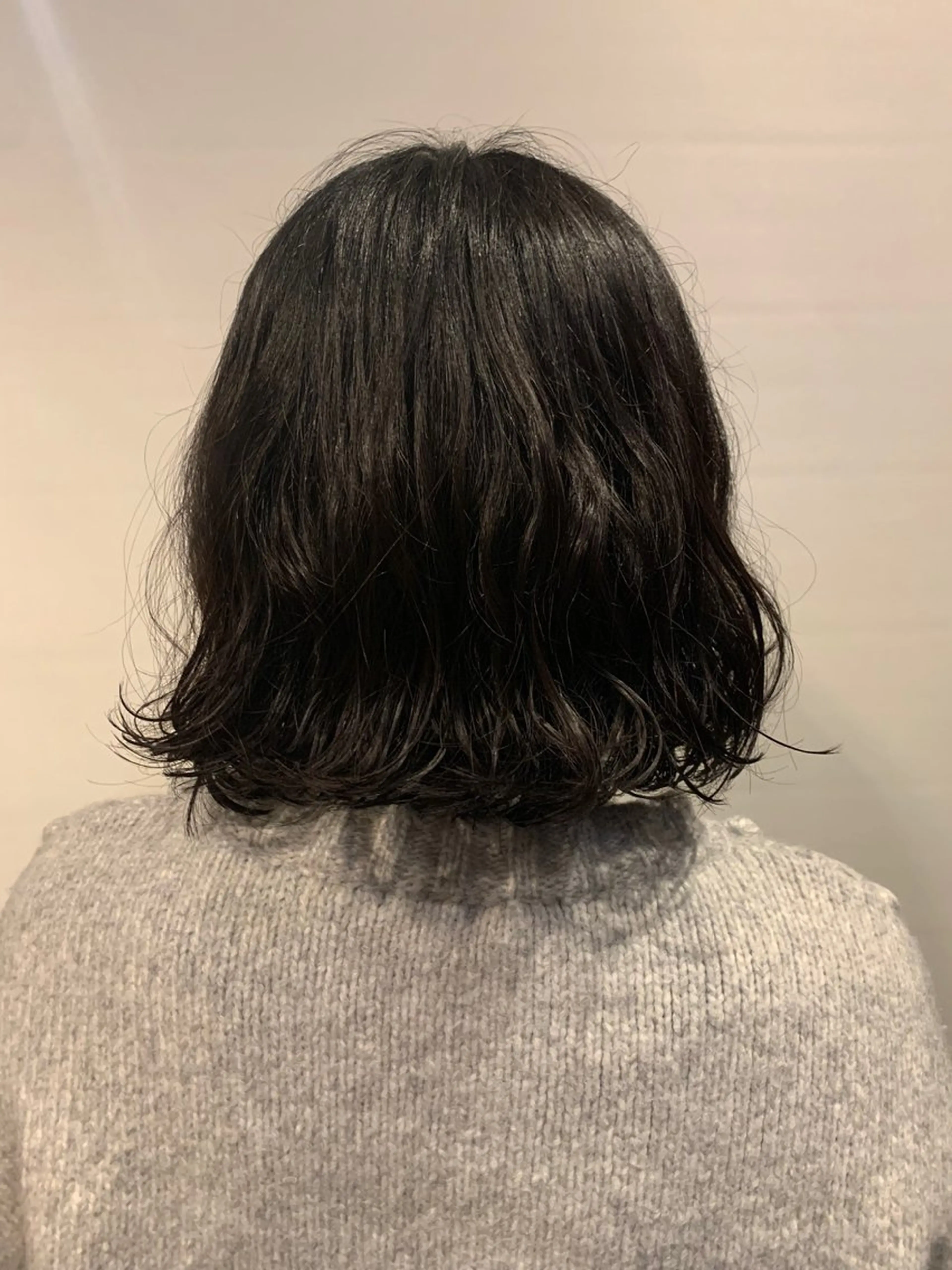 ミディアム パーマ ショートカット無料/ 小顔ショートのヘアスタイル