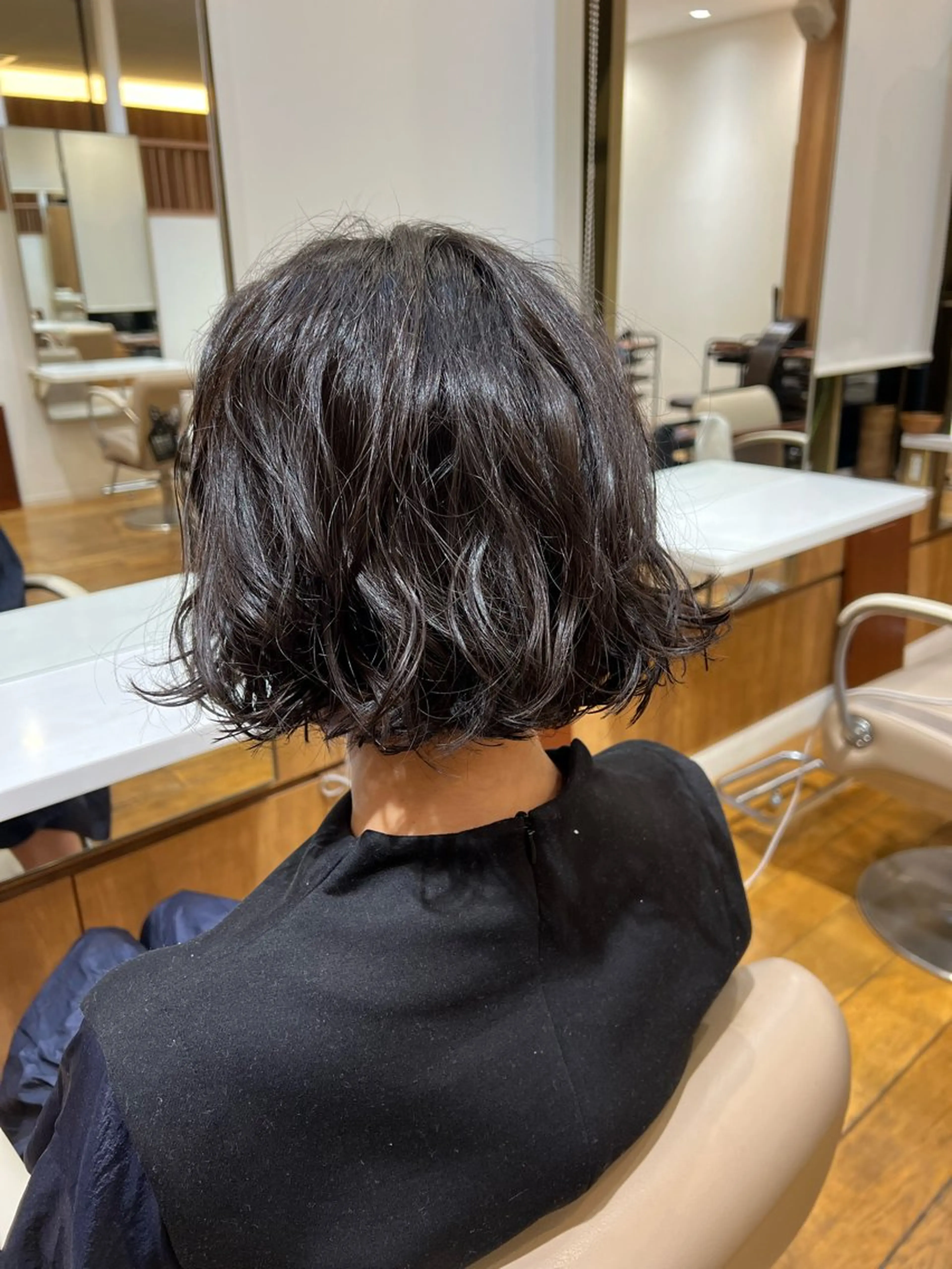 ショート 村中 逸紀のヘアスタイル
