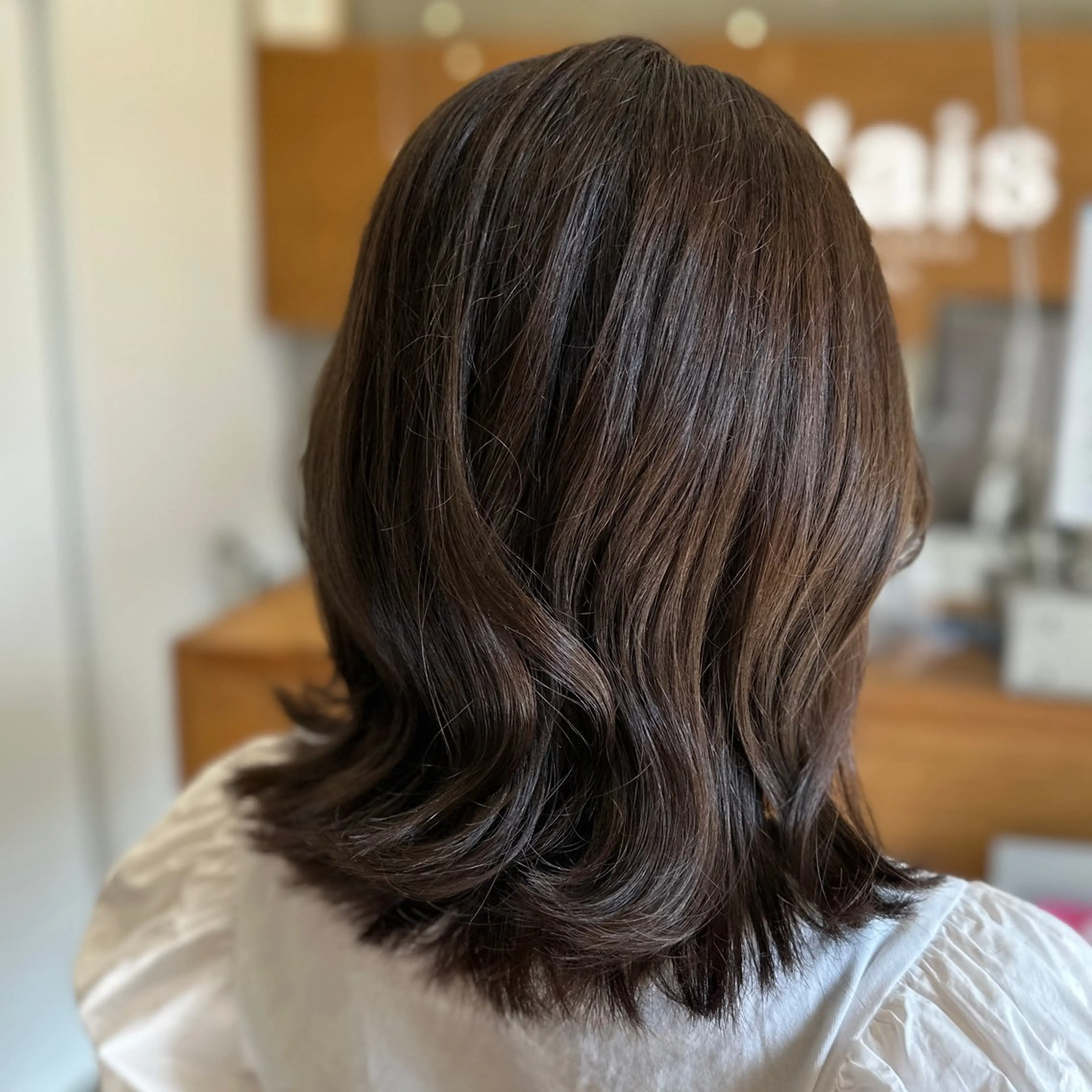 ミディアム 後藤 千絵のヘアスタイル