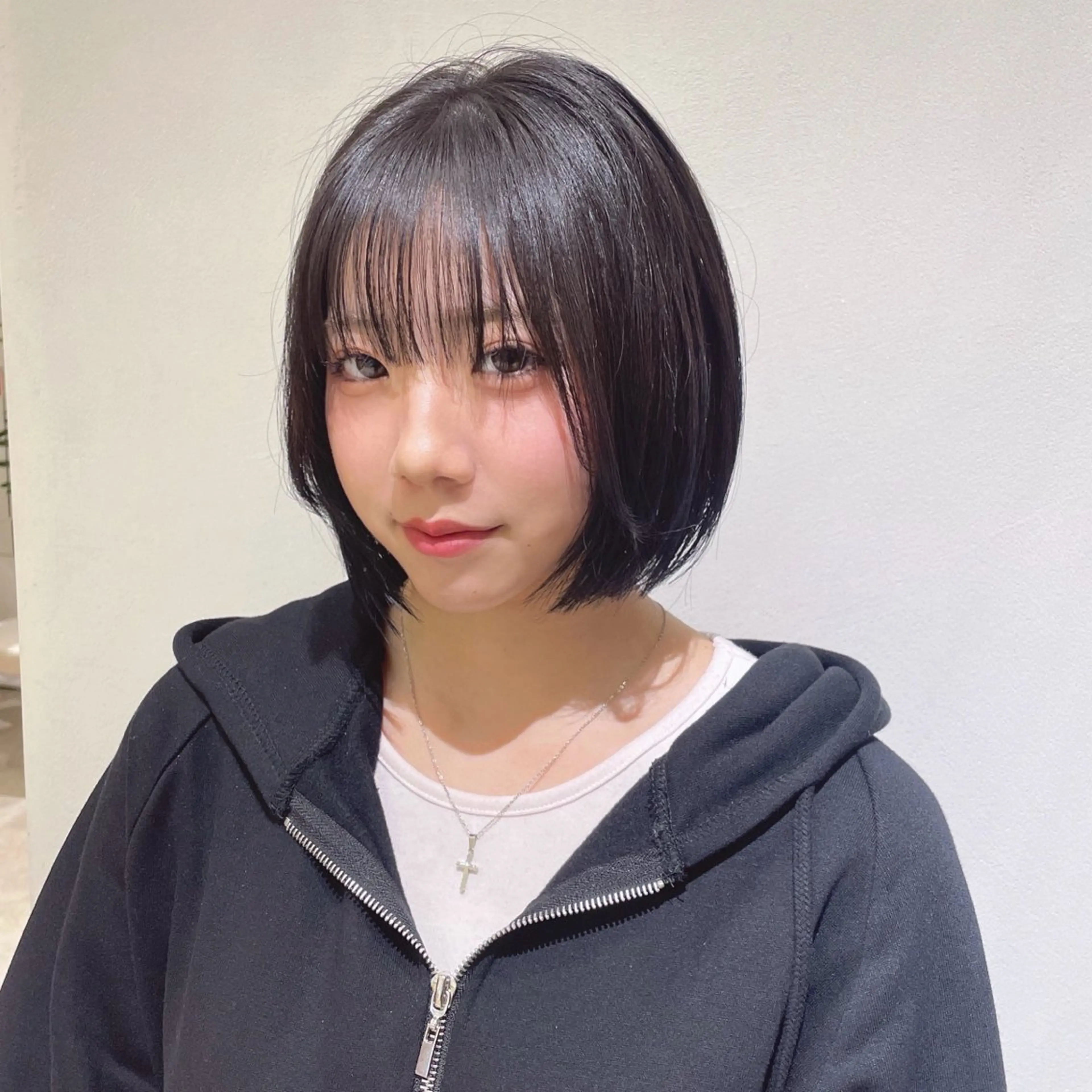 🉐渋谷ボブ人気No.1🉐似合わせボブカット➕ケアカラー➕最新トリートメント　韓国/ハッシュ/髪質改善の写真