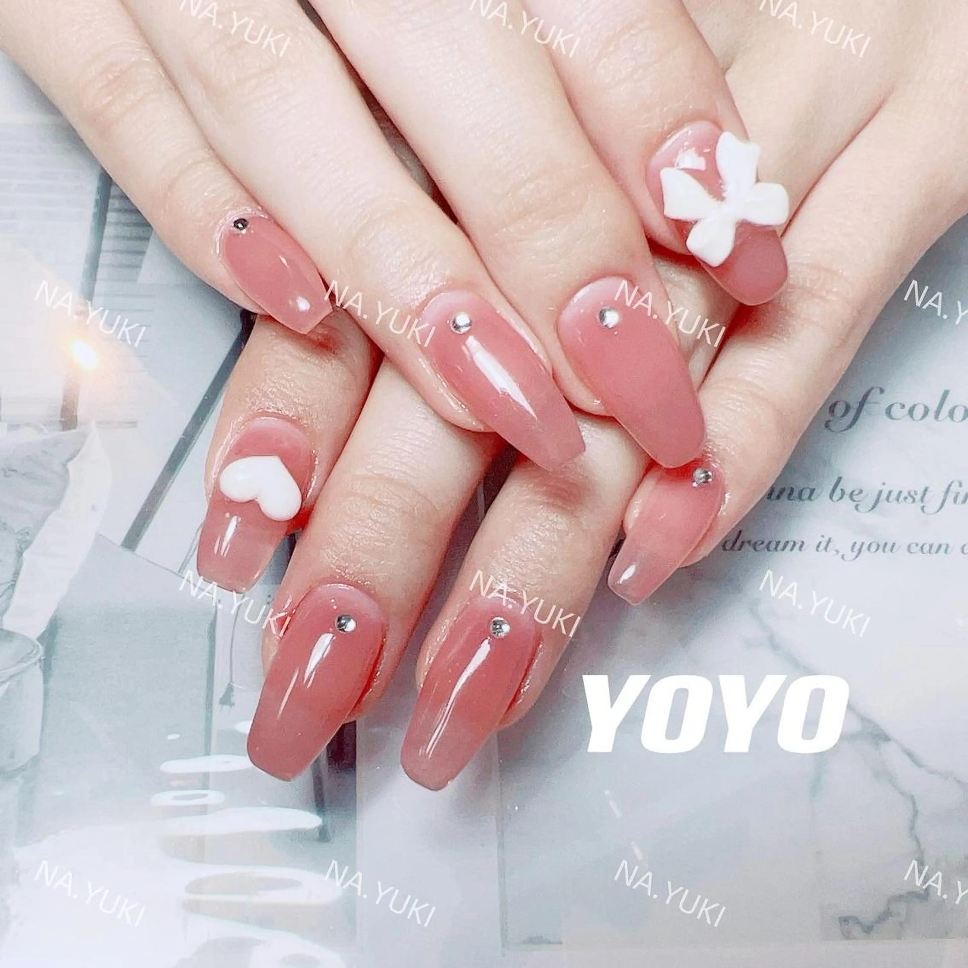 ネイル ストーンネイル ハンドネイル ハンドケア YUKI 💗 渋谷店のネイルデザイン