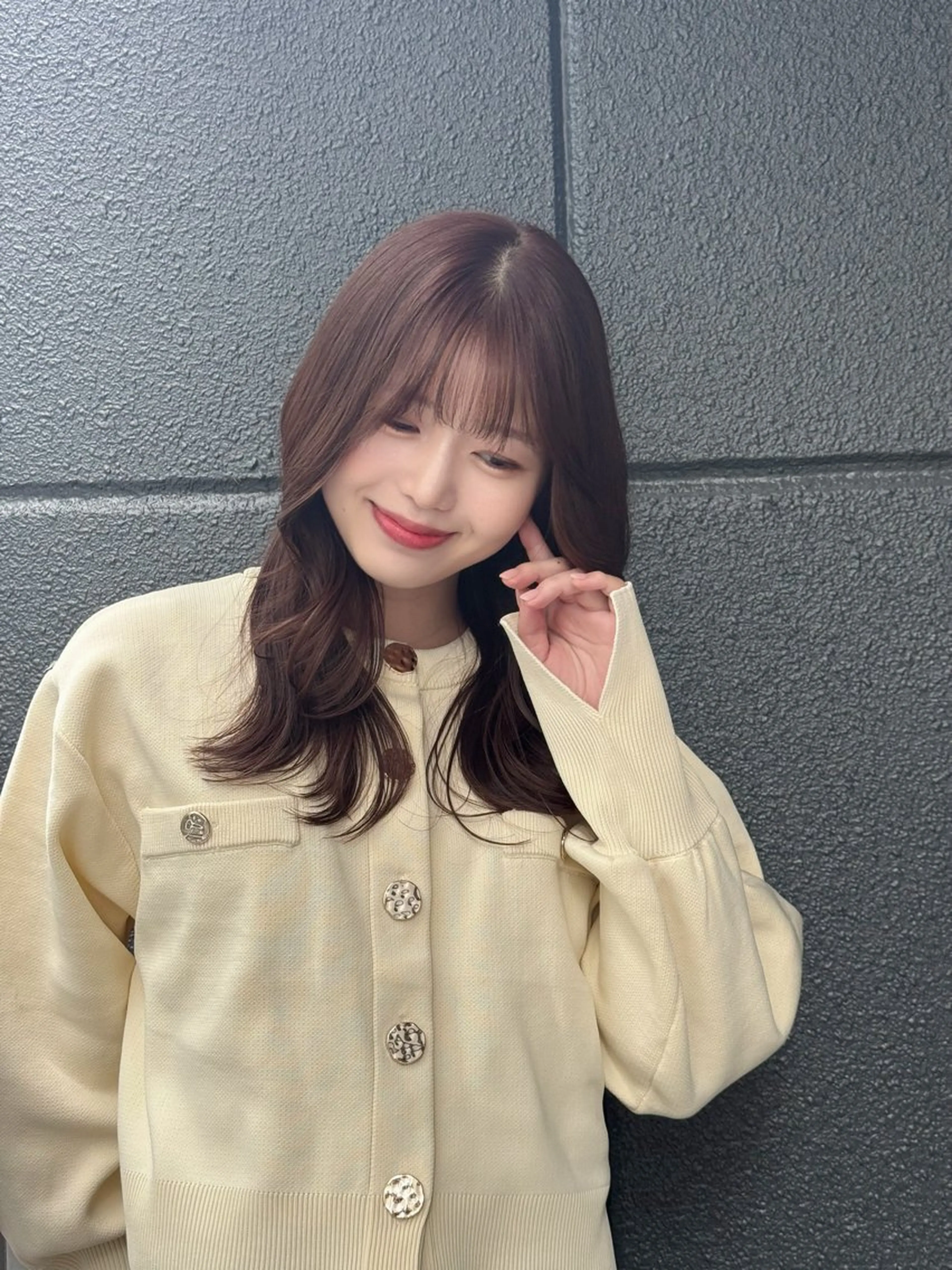 セミロング 裕千/くびれヘア/ 韓国風ヘア/顔まわりのヘアスタイル