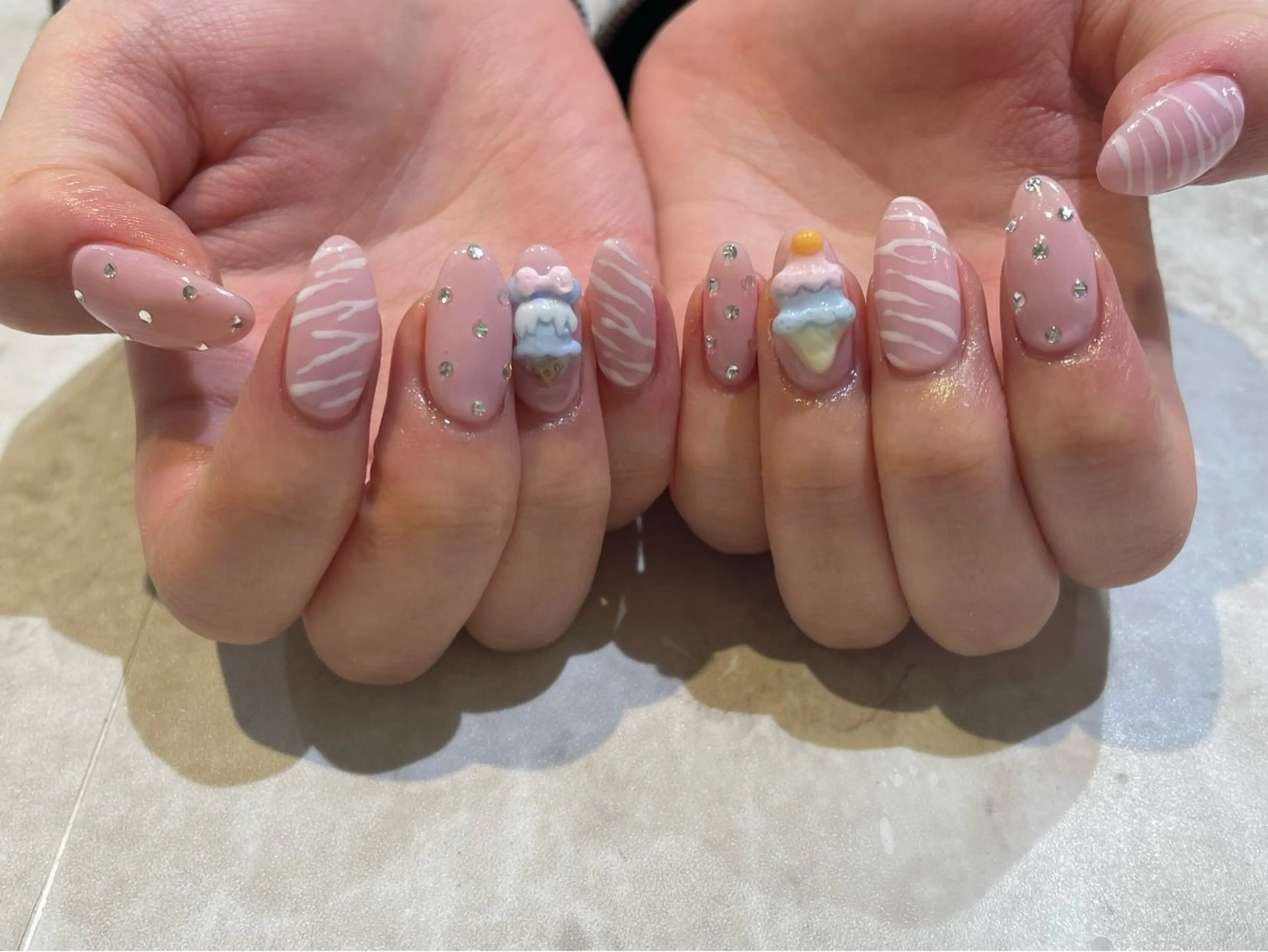 ネイル 舞田 苑香のネイルデザイン