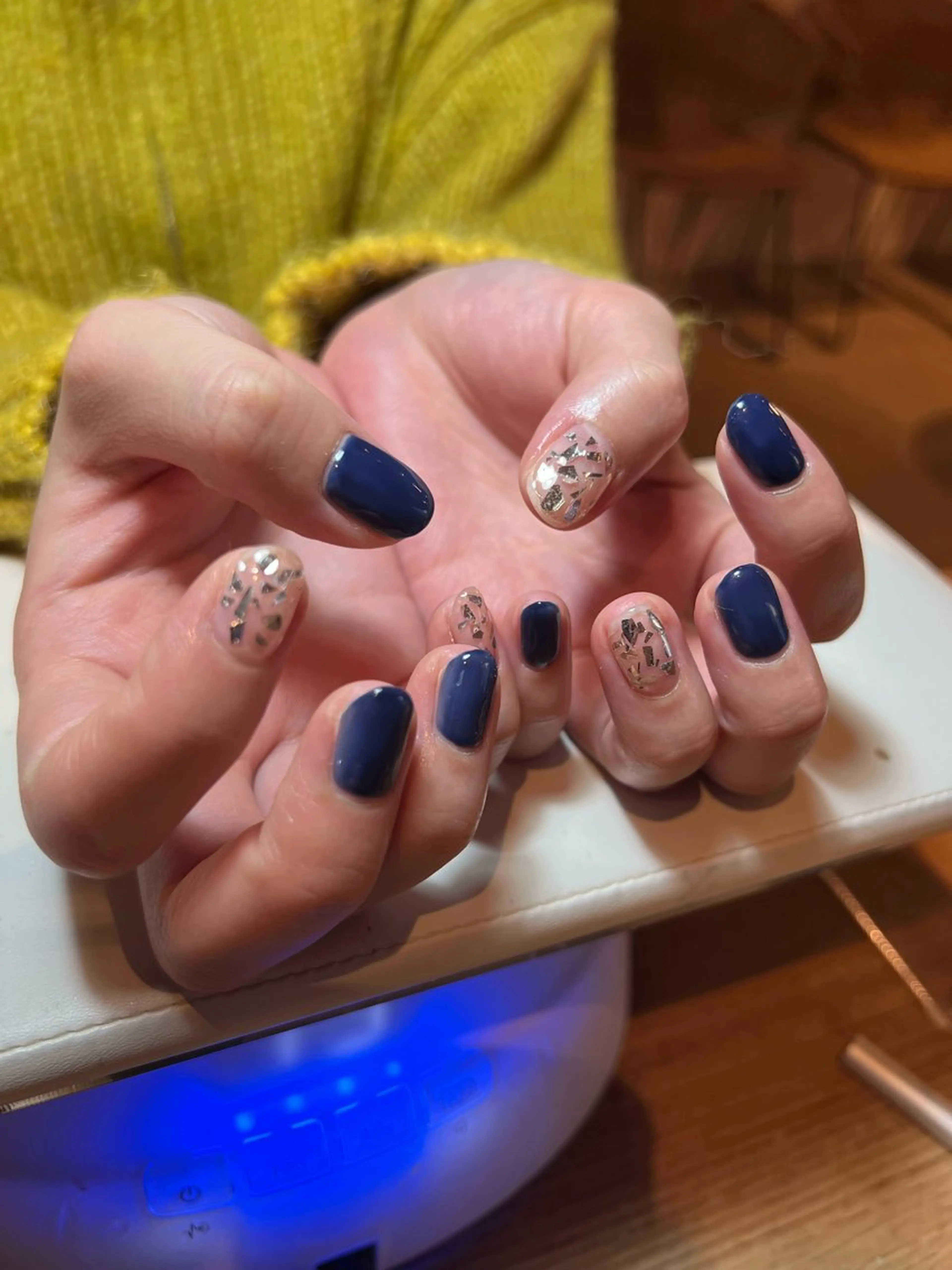 ネイル ネイビー シルバー ハンドネイル .Etel atelier.のネイルデザイン