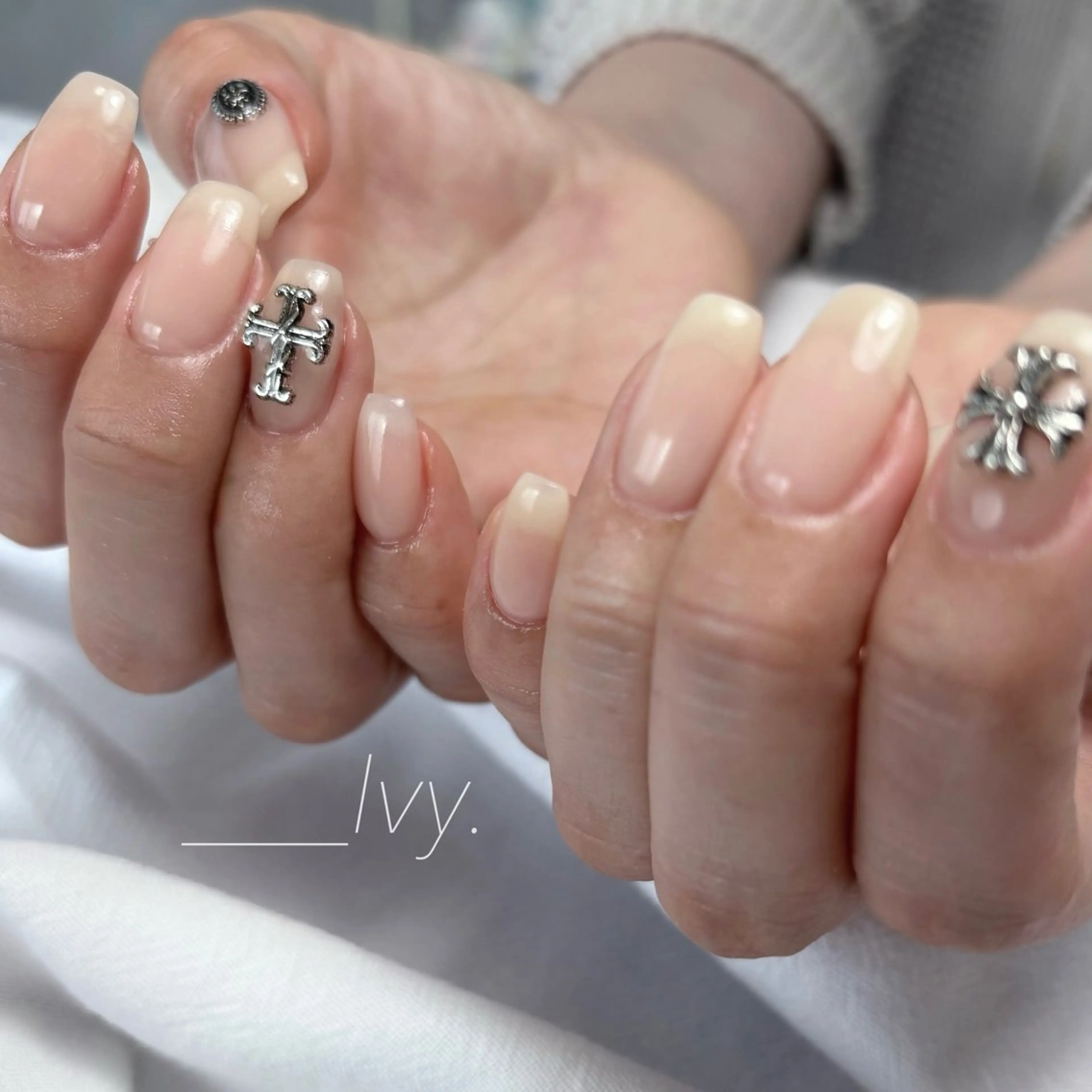 ネイル ハンドネイル ハンドケア Ivy所属・nail salon Ivy【放出】のネイルデザイン